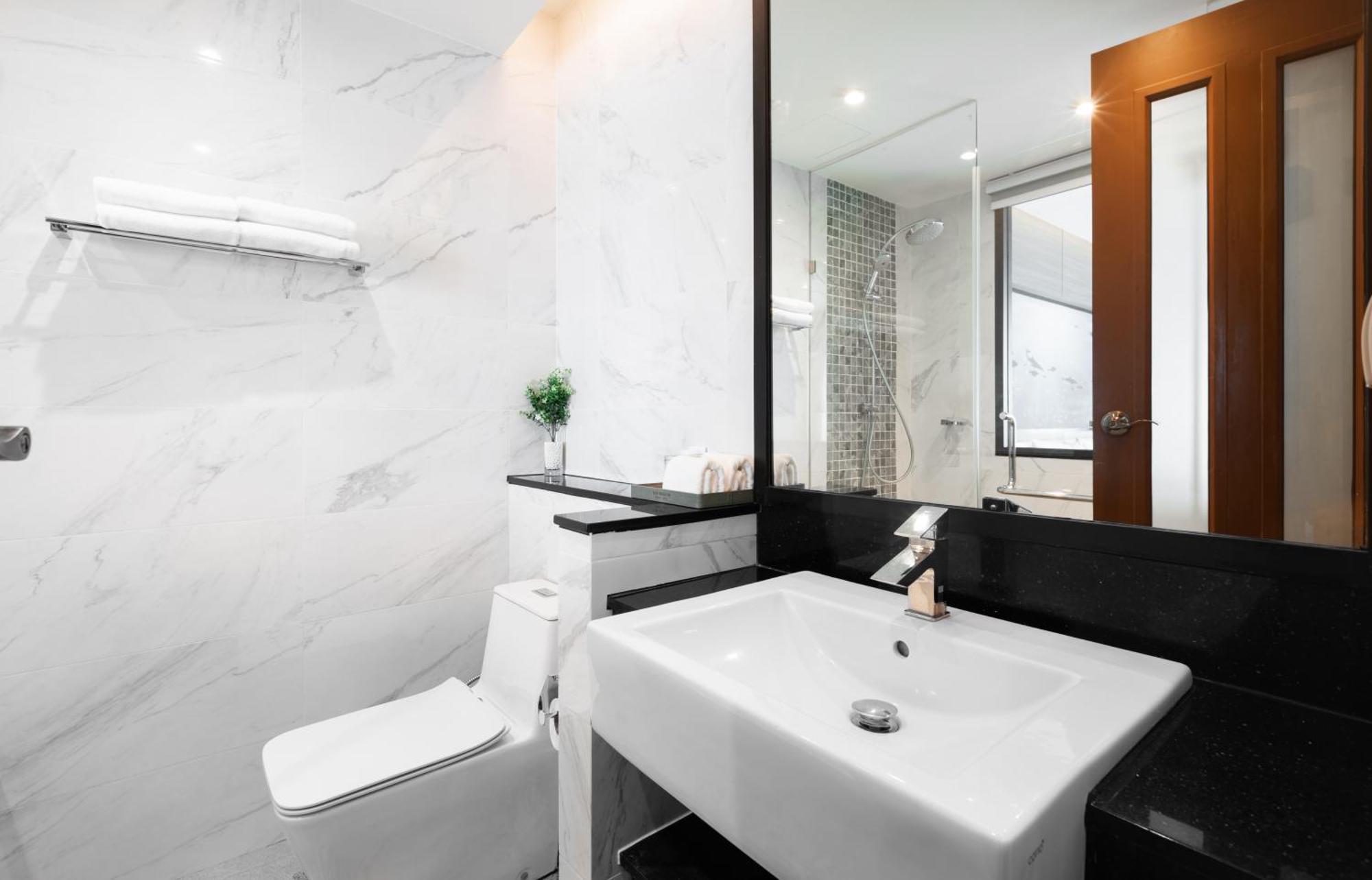 Deluxe Double,1620608739:JPEG