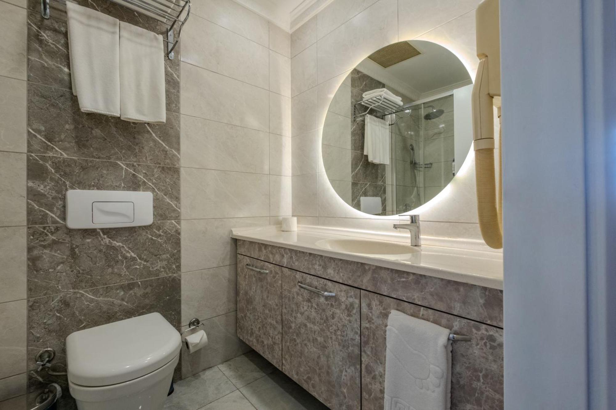 Triple Room,1620980918:JPEG