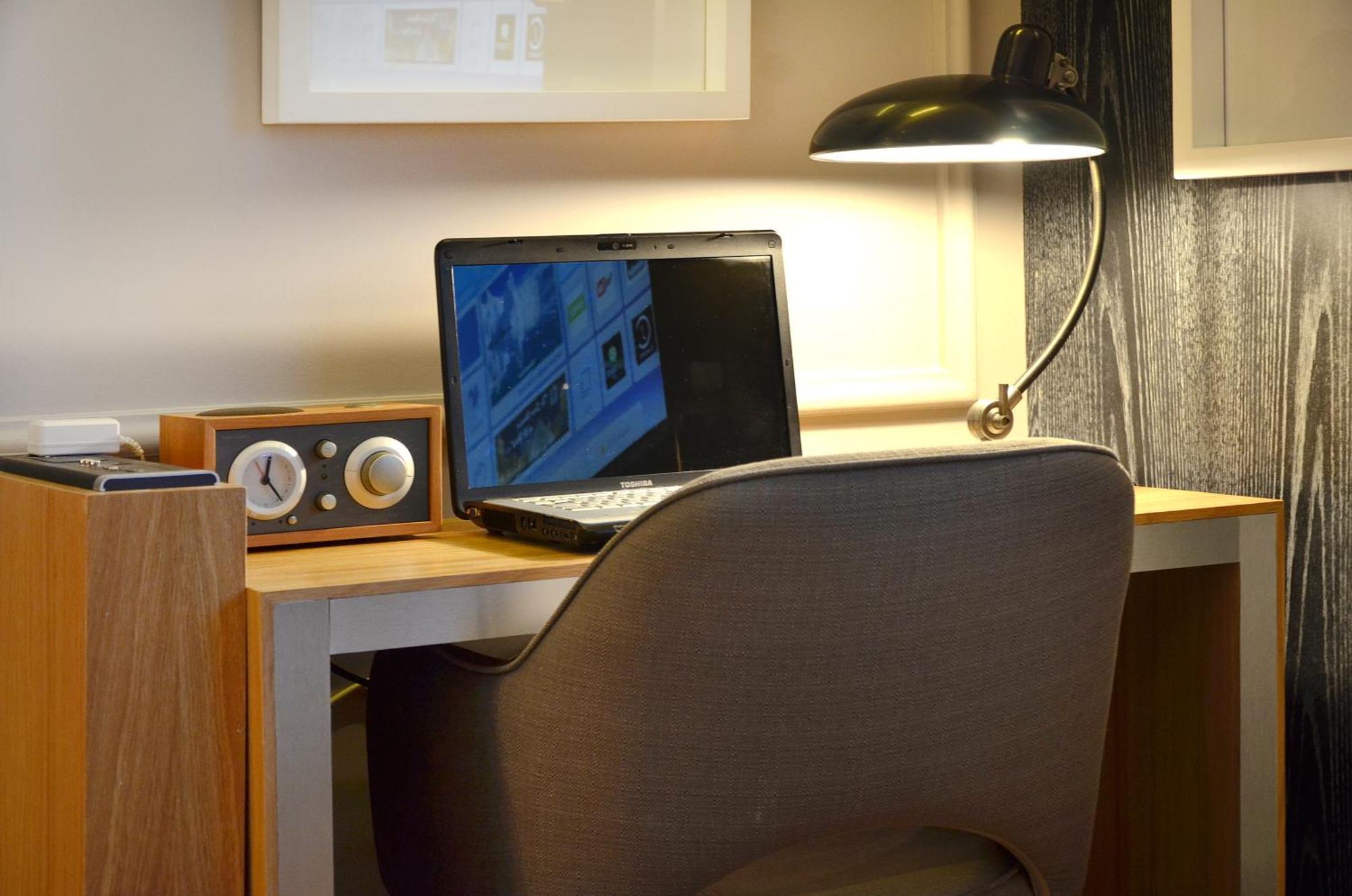 Small Double Room street view