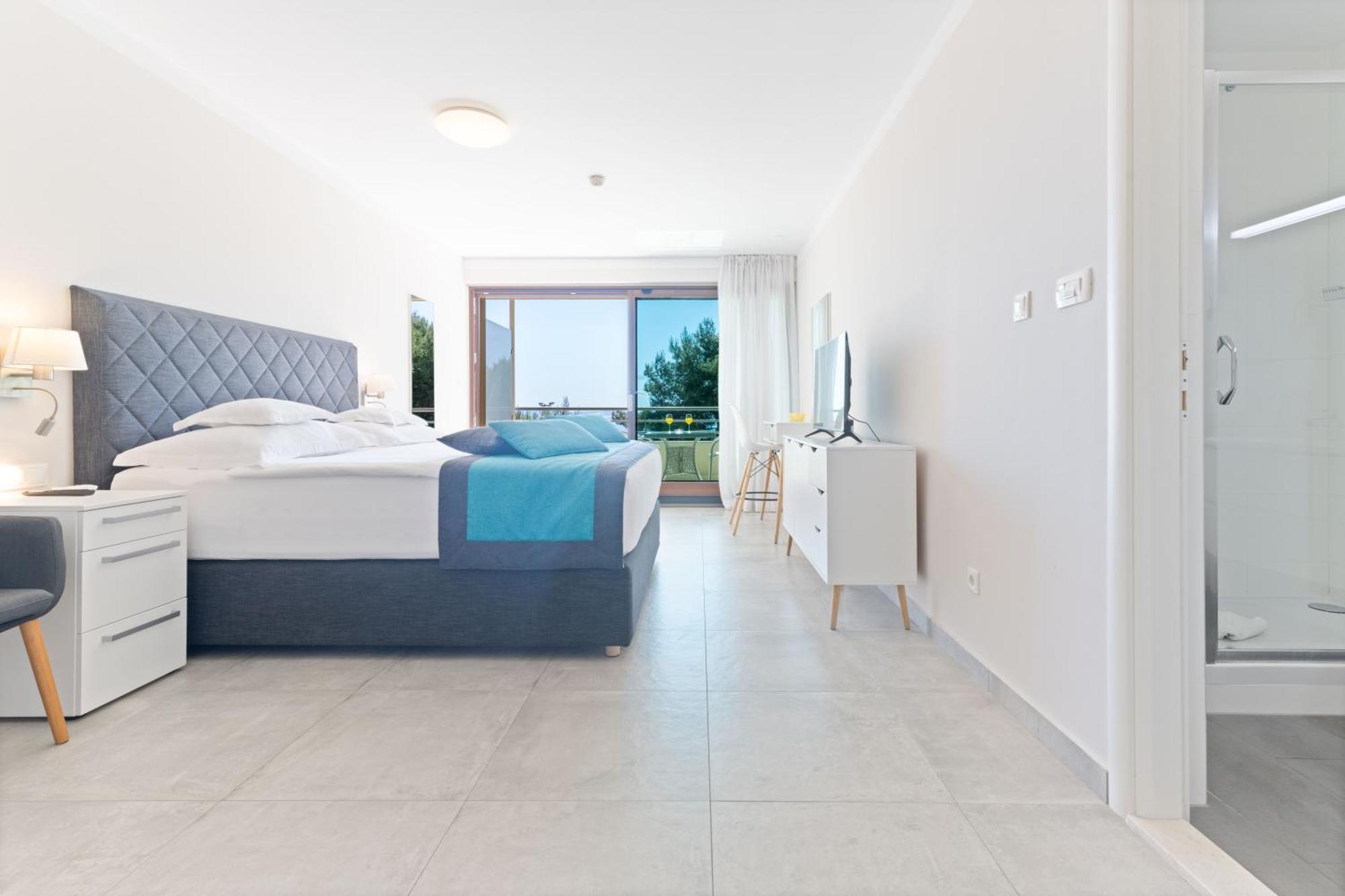 Double Room with Balcony,1623652480:JPEG