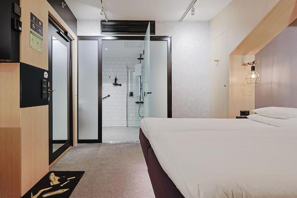 King Room without Window