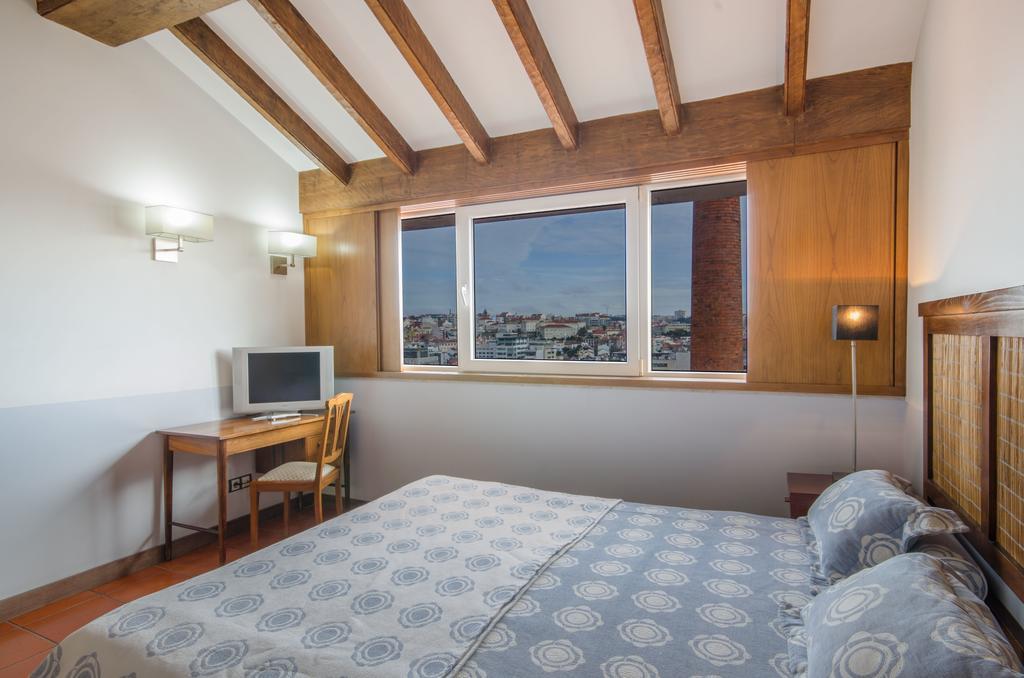 Suite with City View,162423543:JPEG