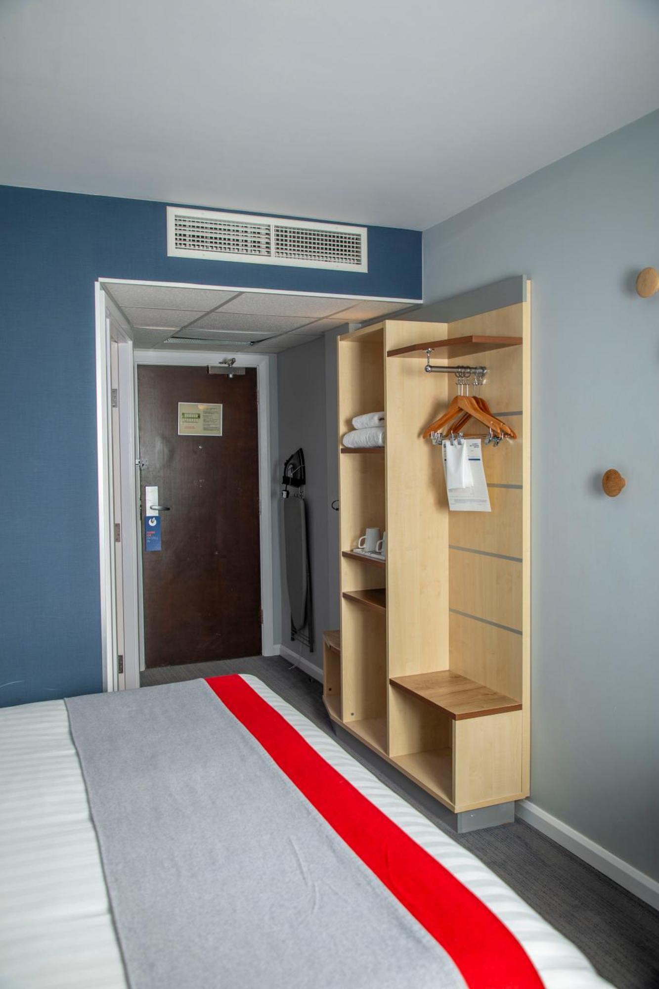 Standard Room with Free Hot Breakfast