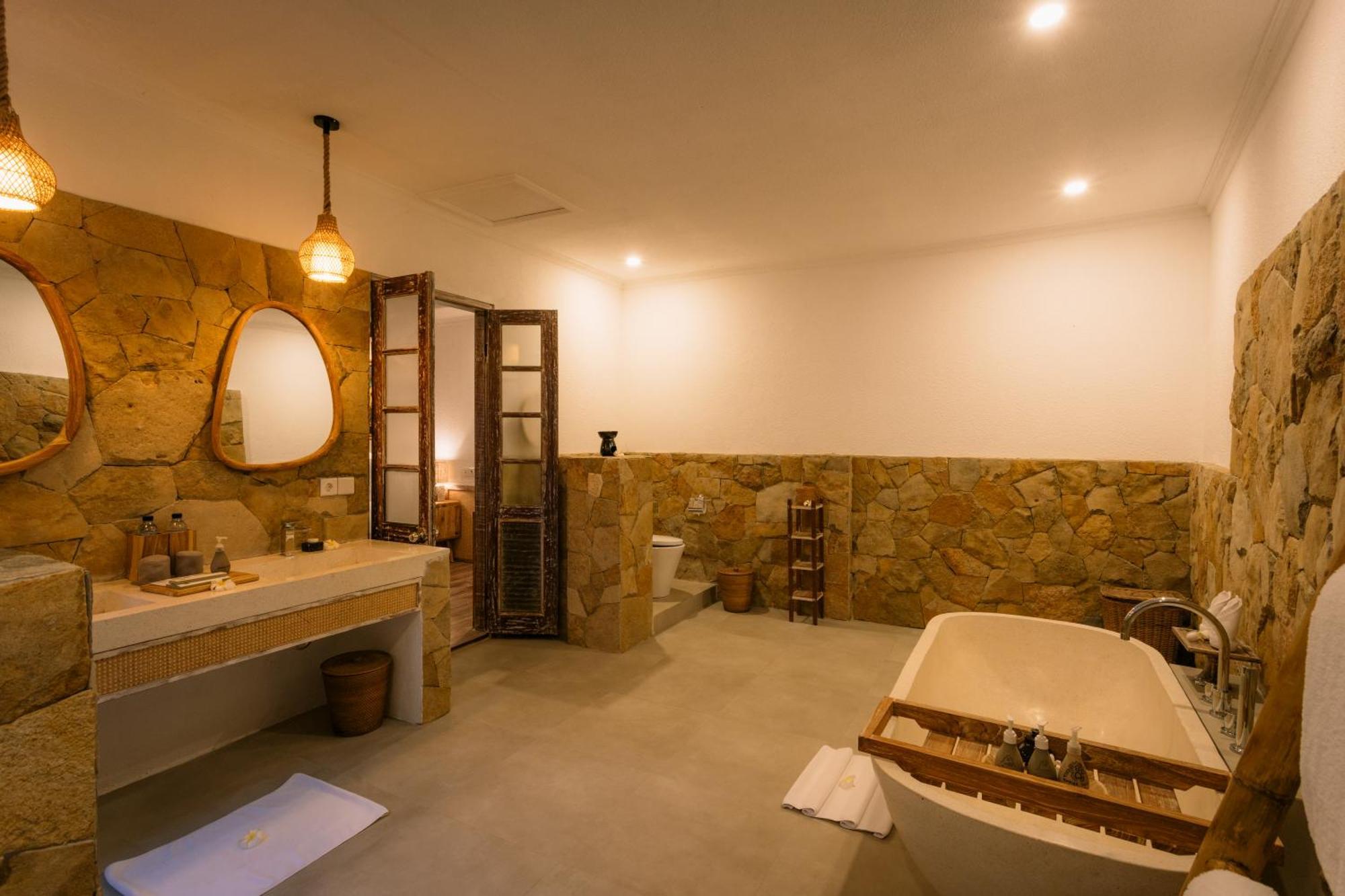 Deluxe Family Bungalow Includes