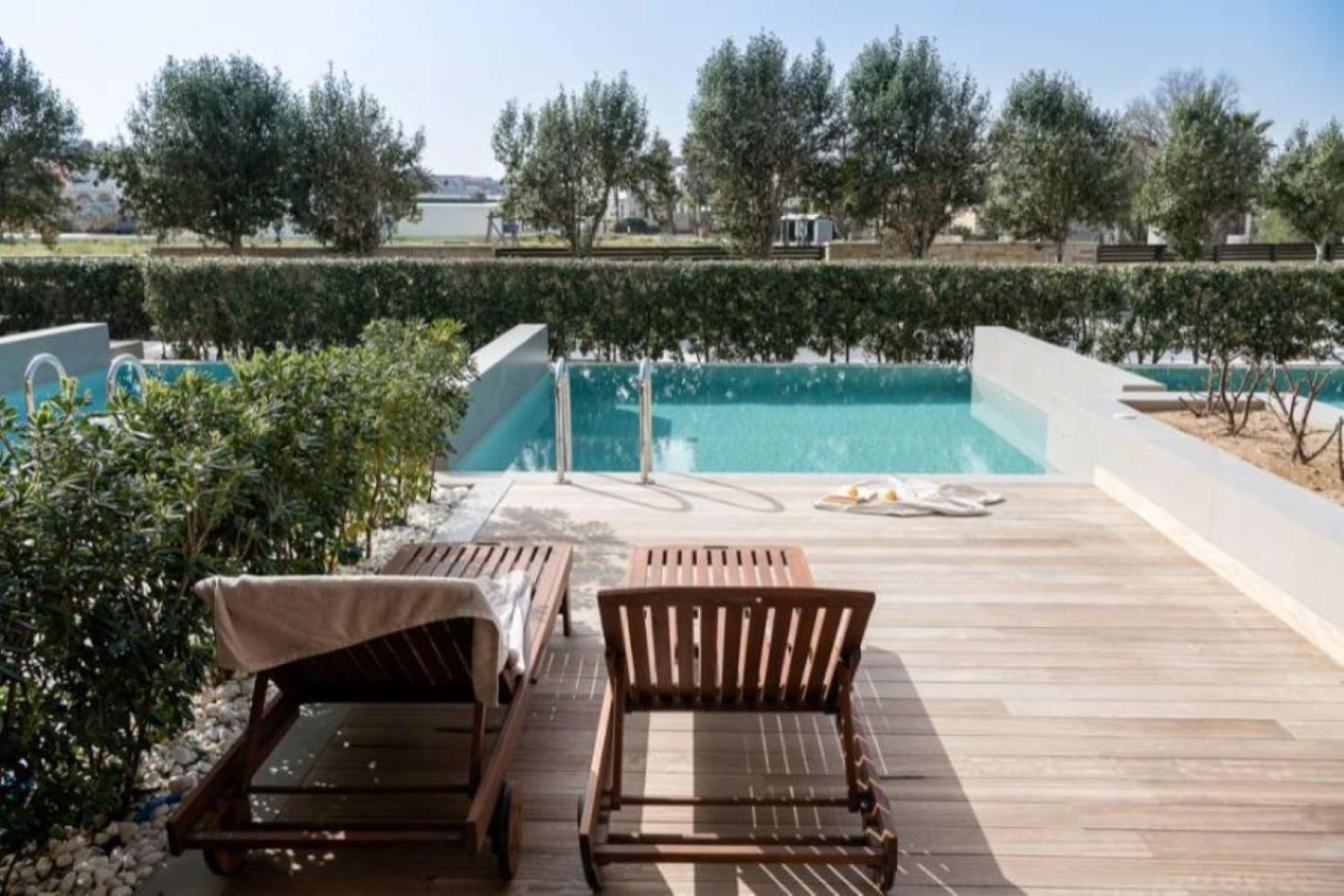 Luxury Executive Suite Private Pool Inland View