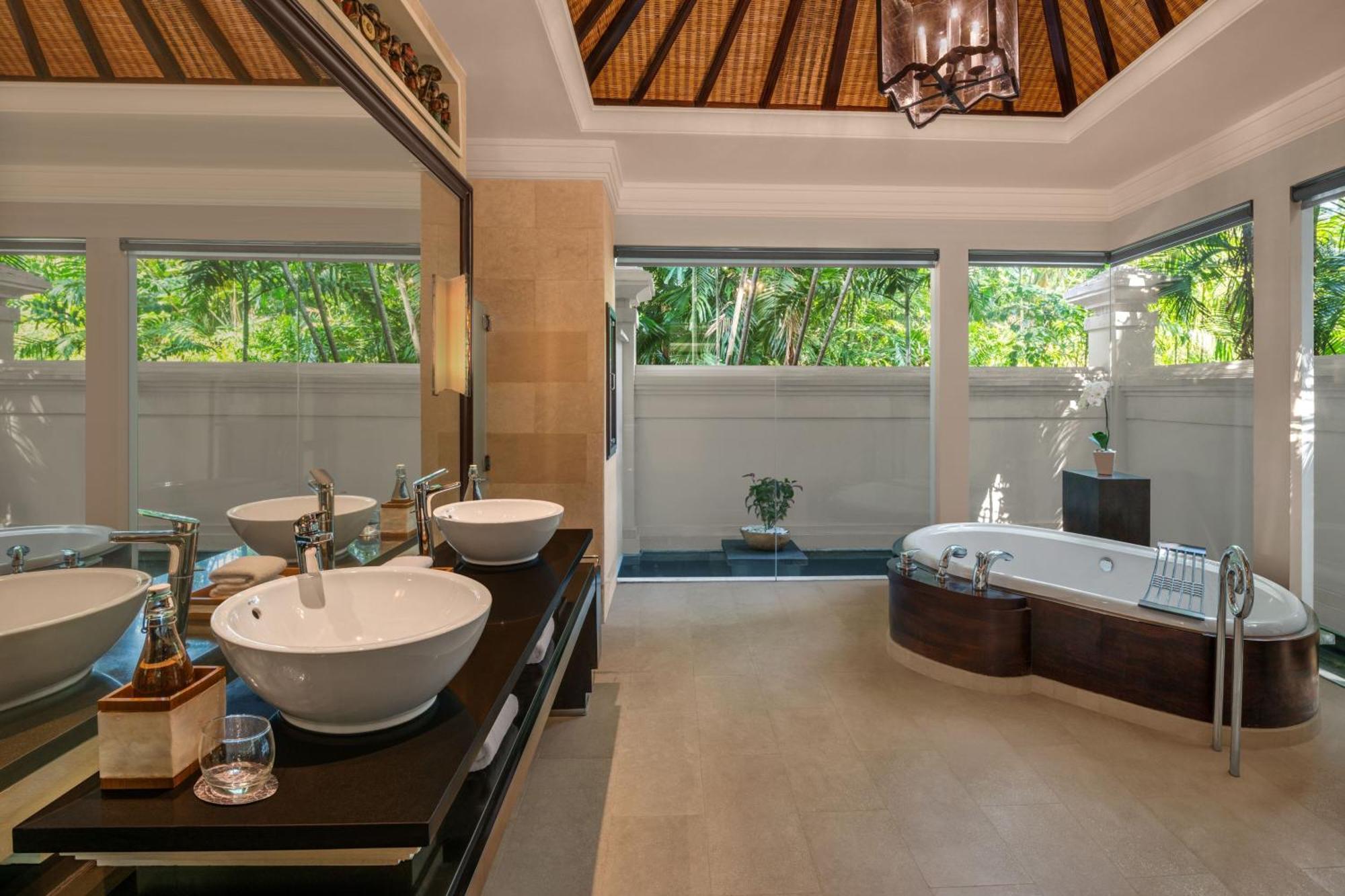 Hibiscus Villa 1 Bedroom Villa 1 King Private Pool Daily Activity