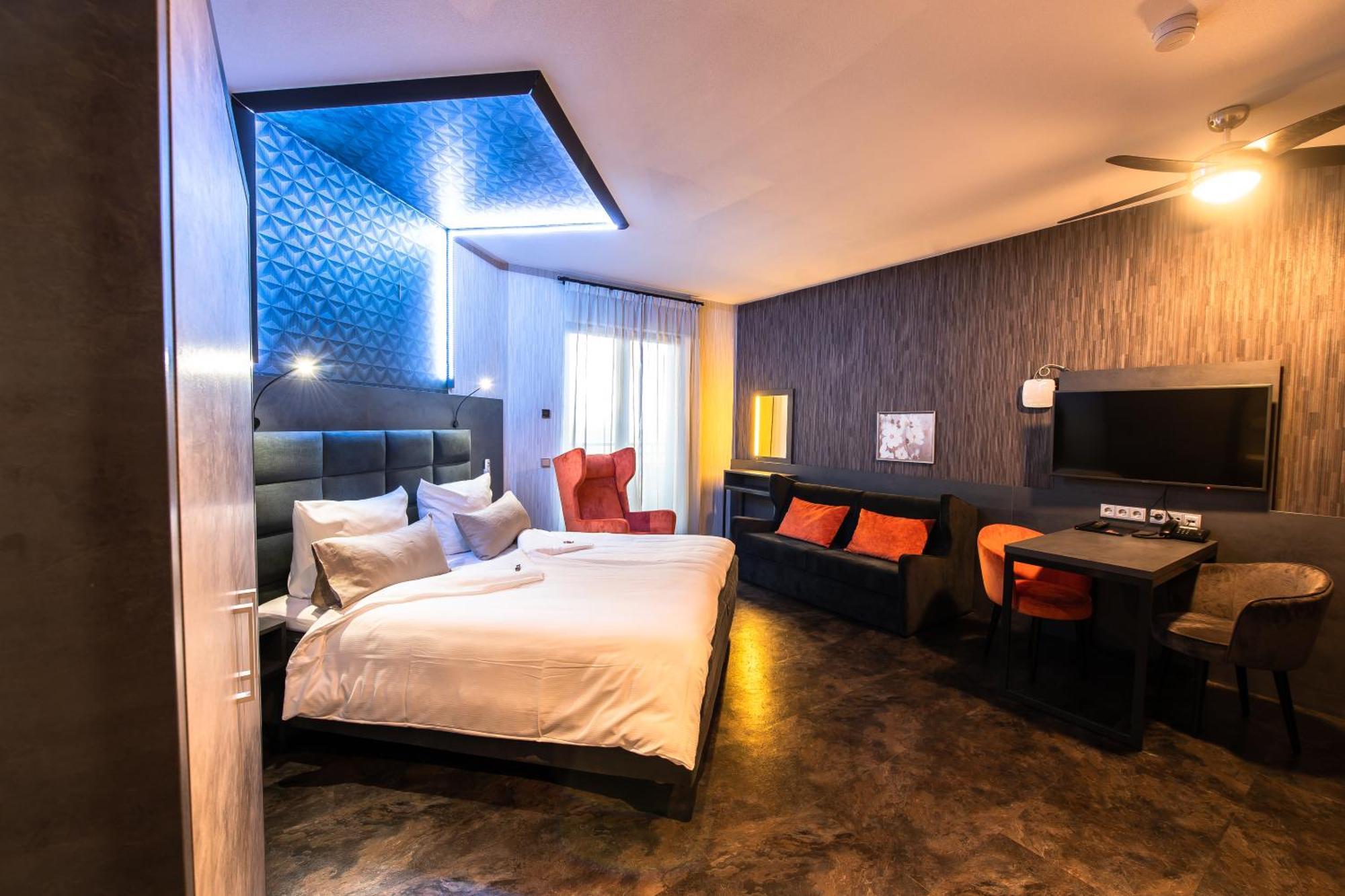Deluxe Junior Suite
