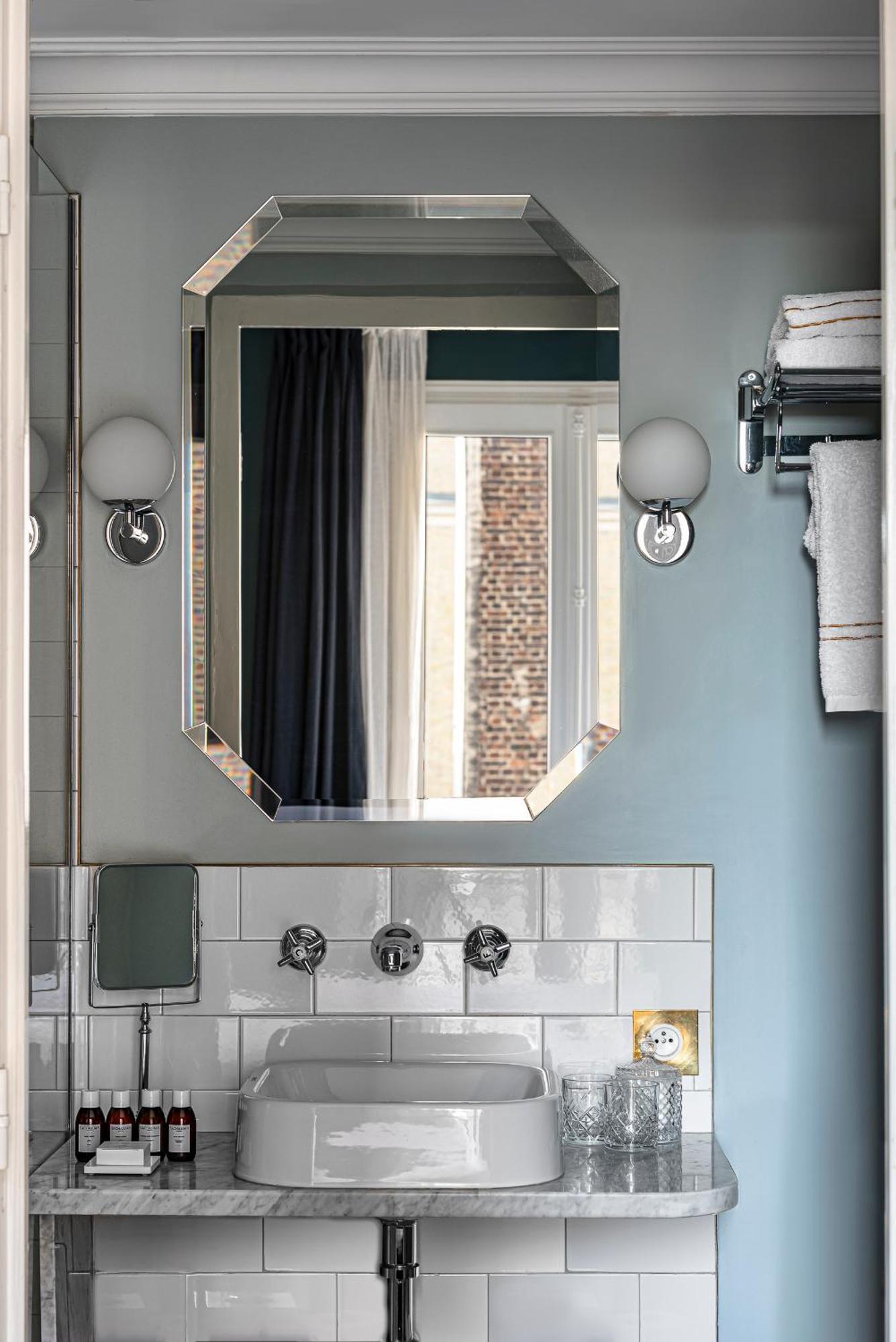 Superior Room "Pigalle"