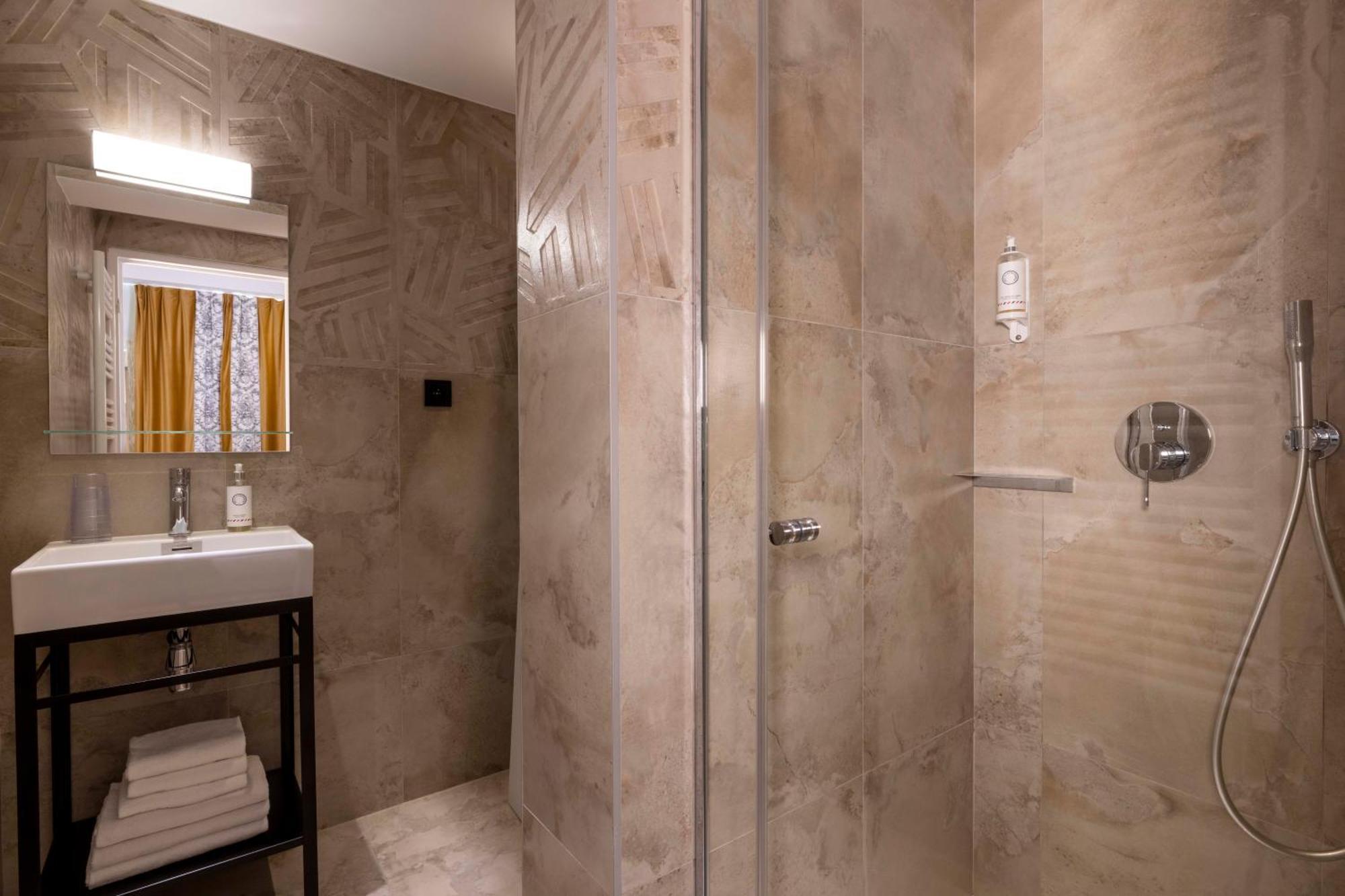 Superior Triple Room Balcony