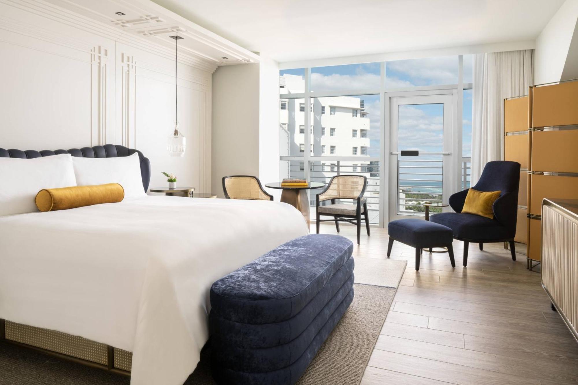 Club Partial Ocean View Room with 1 King Bed,1633677849:JPEG