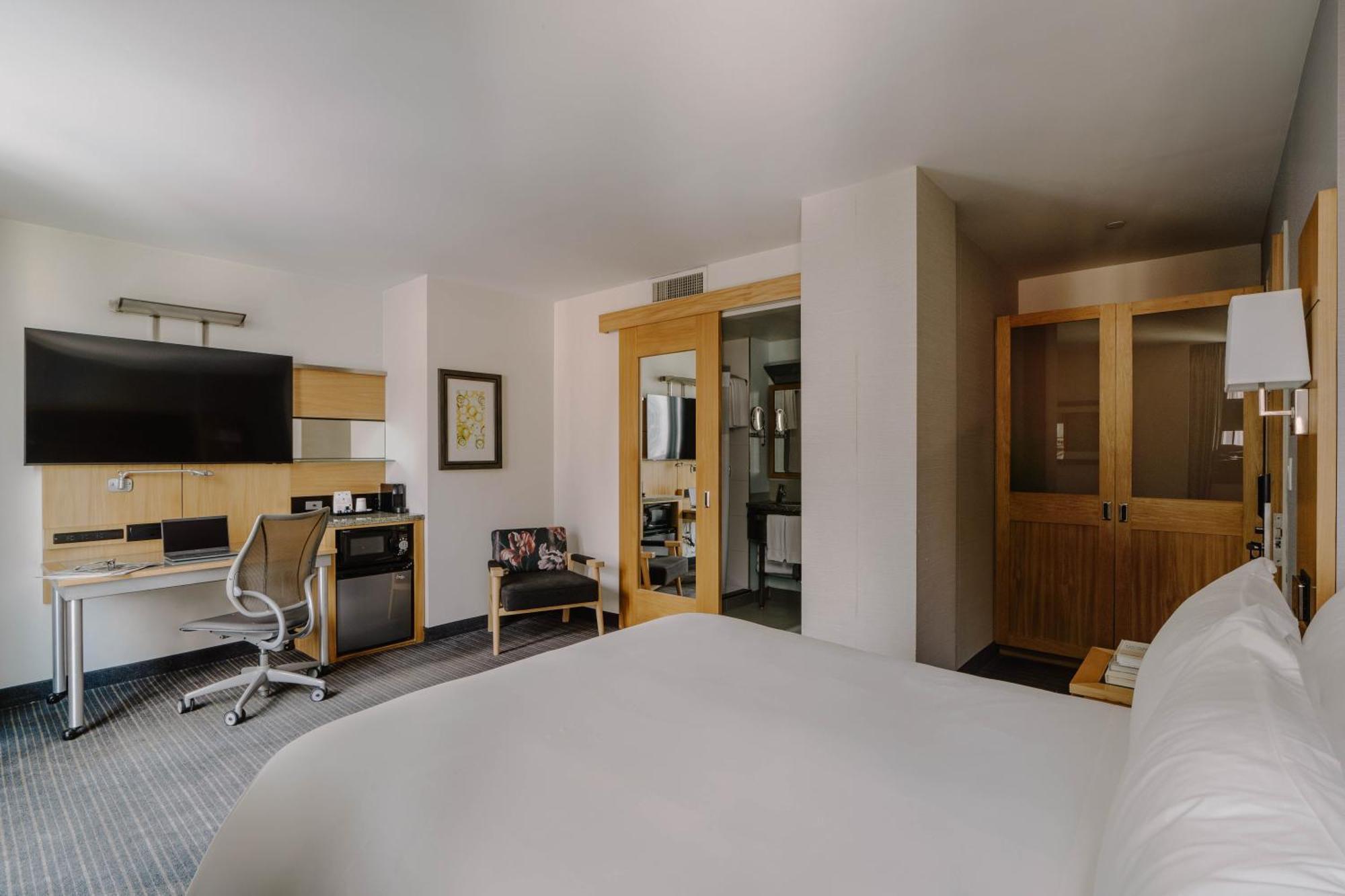 Superior Queen Room