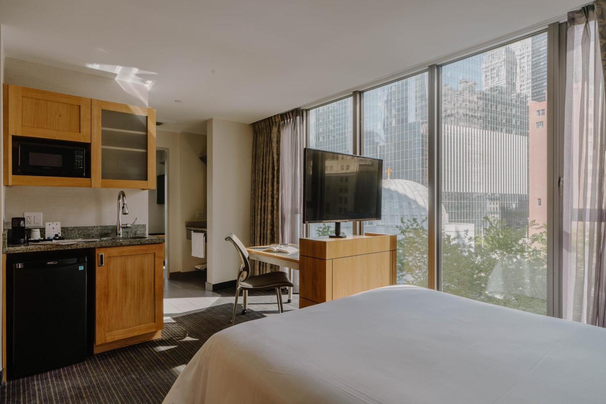 One-Bedroom Suite