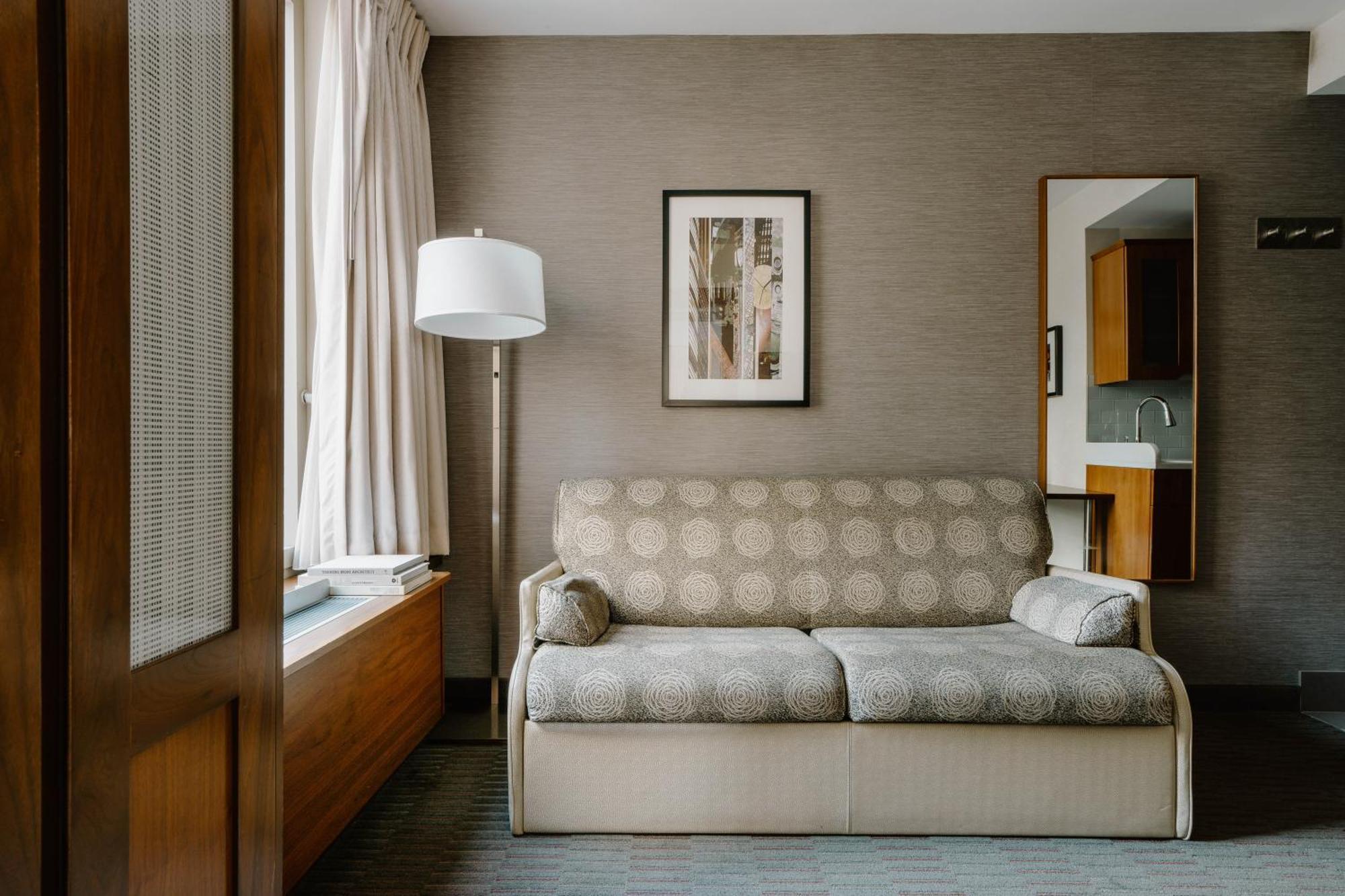 One-Bedroom Suite