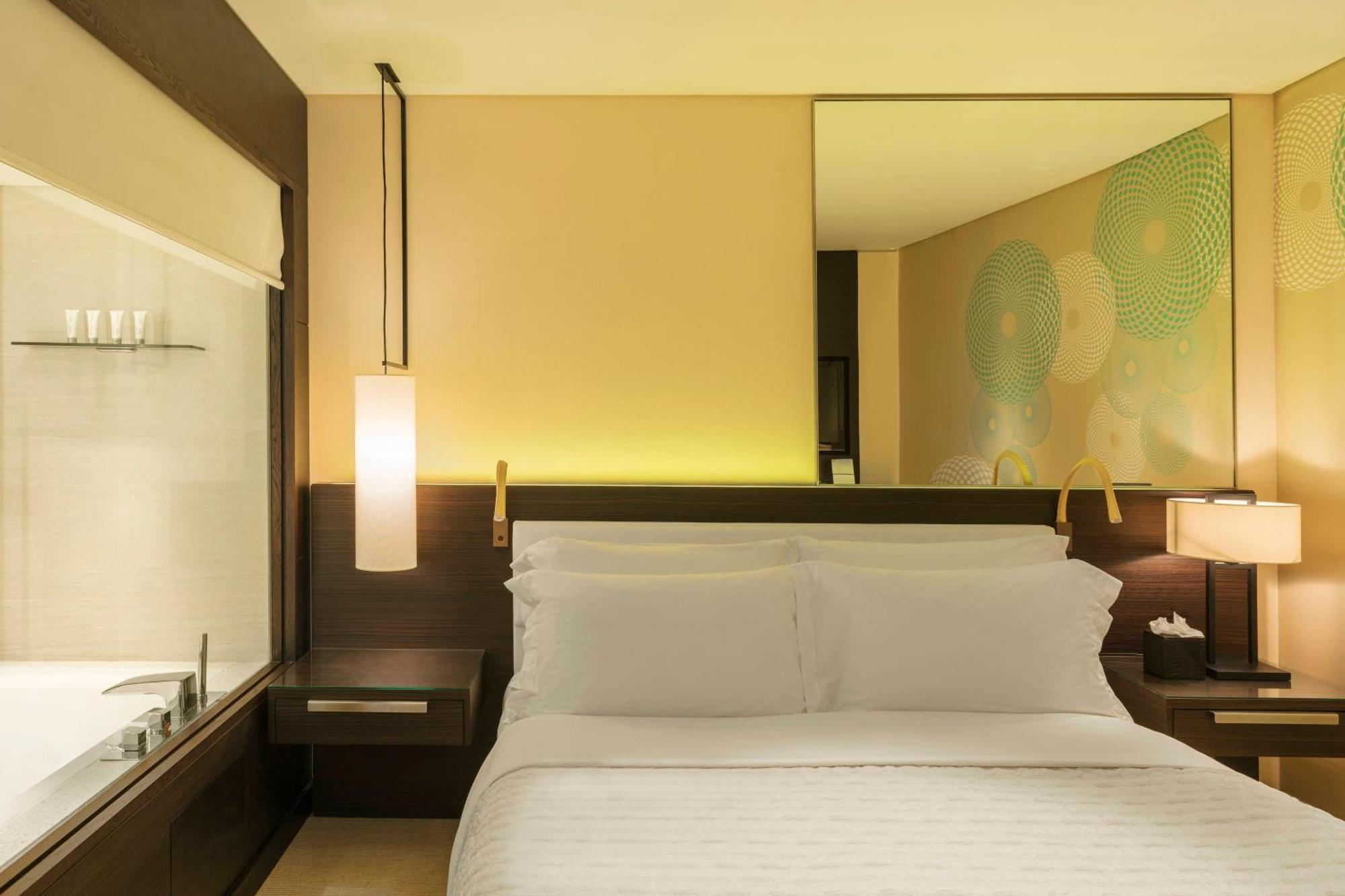 Superior Deluxe King Room Sea View
