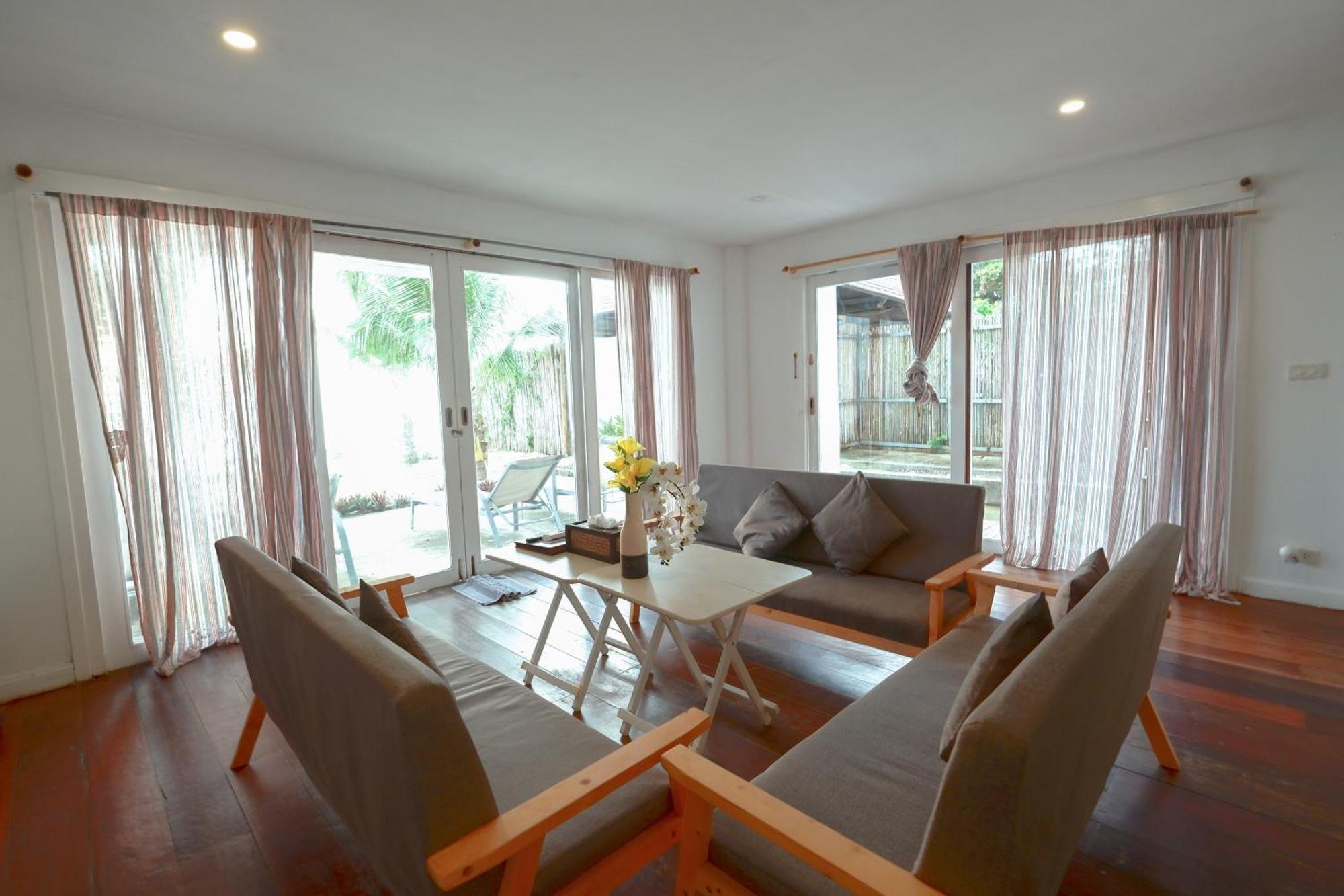 Beach House Lower Floor