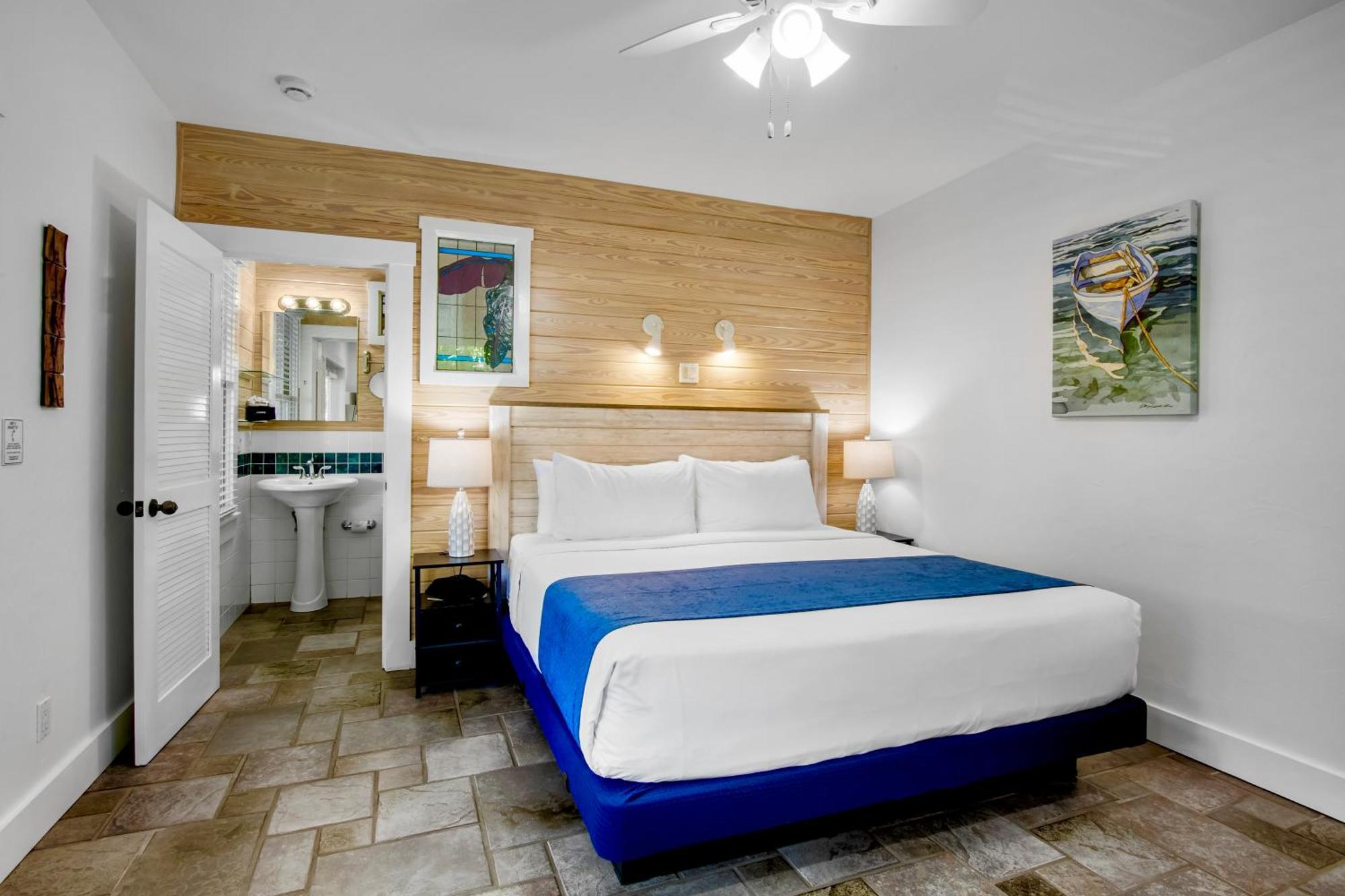 Porch Swing Island Room