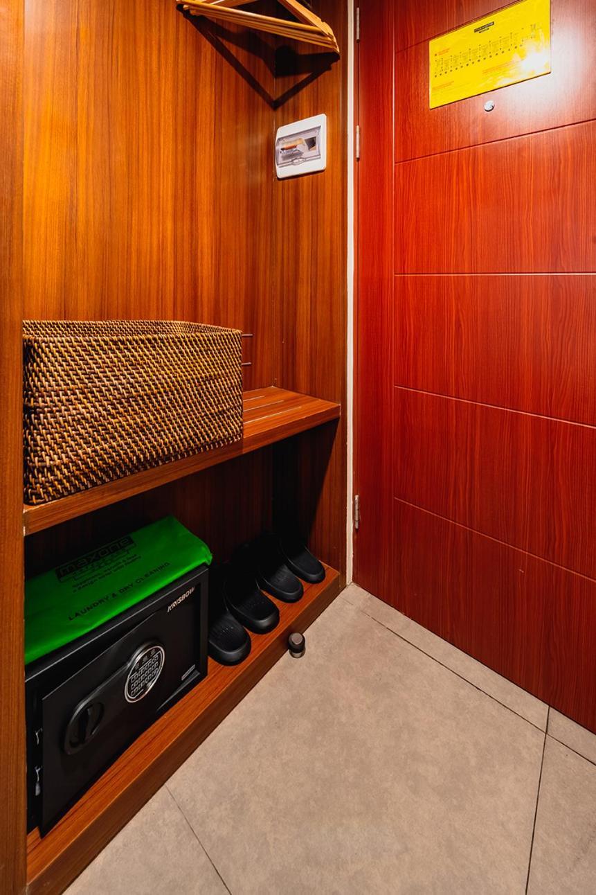 Max Happiness Room
