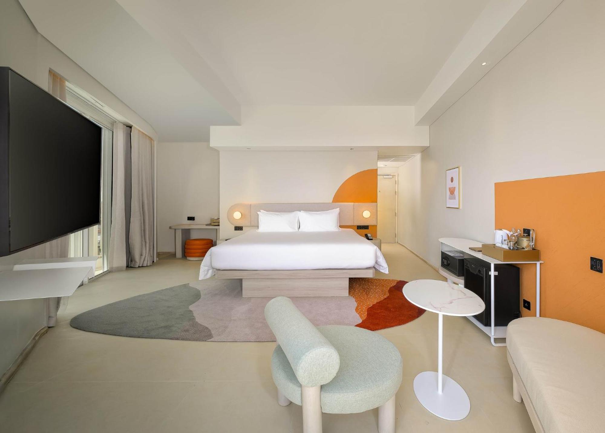 Deluxe Spa Suite Ocean View King