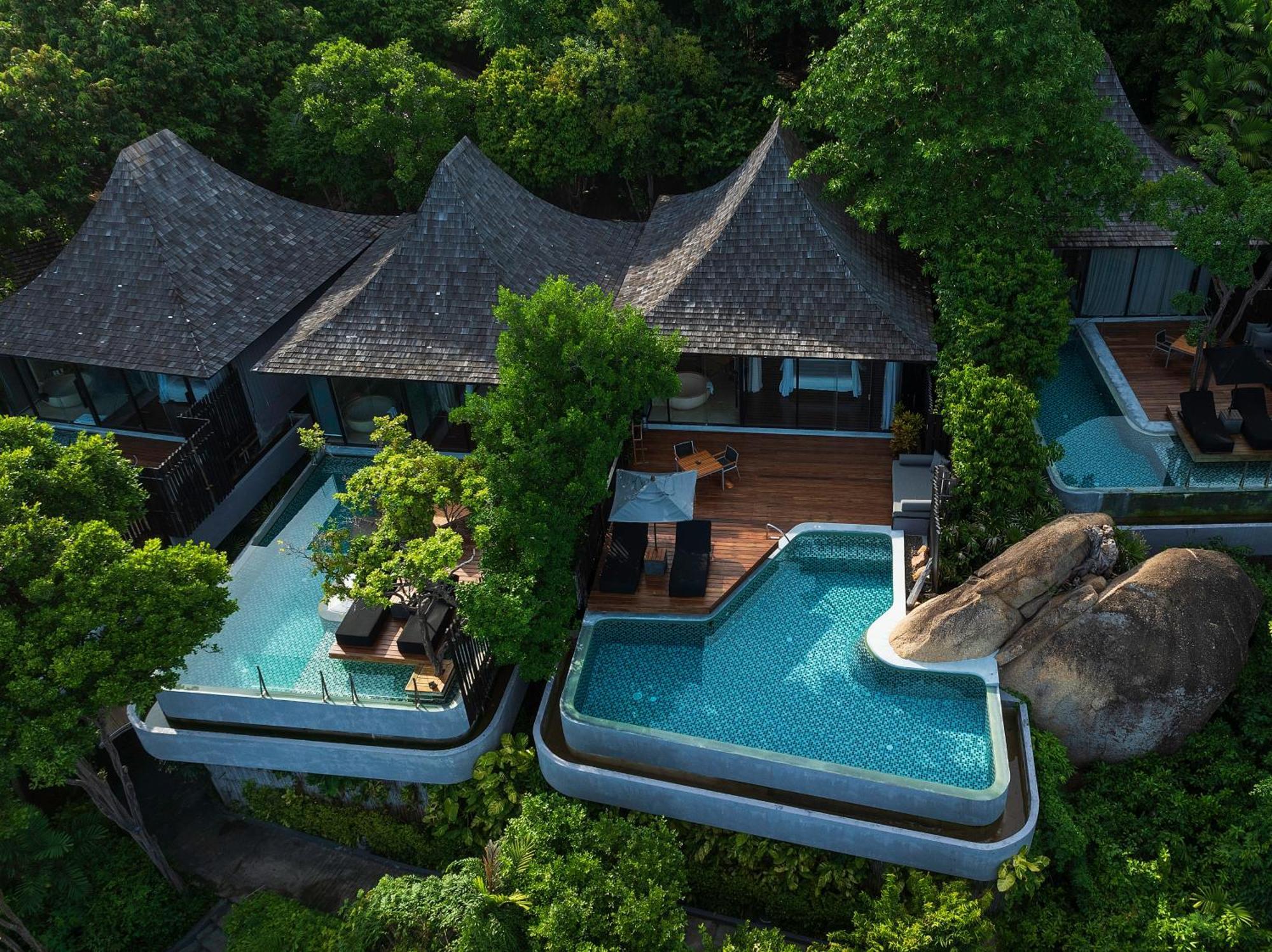 Villa med vacker havsutsikt och pool