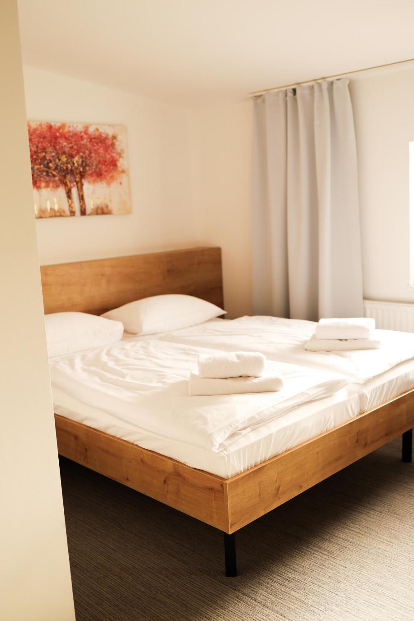 Deluxe Double Room,1638436093:JPEG