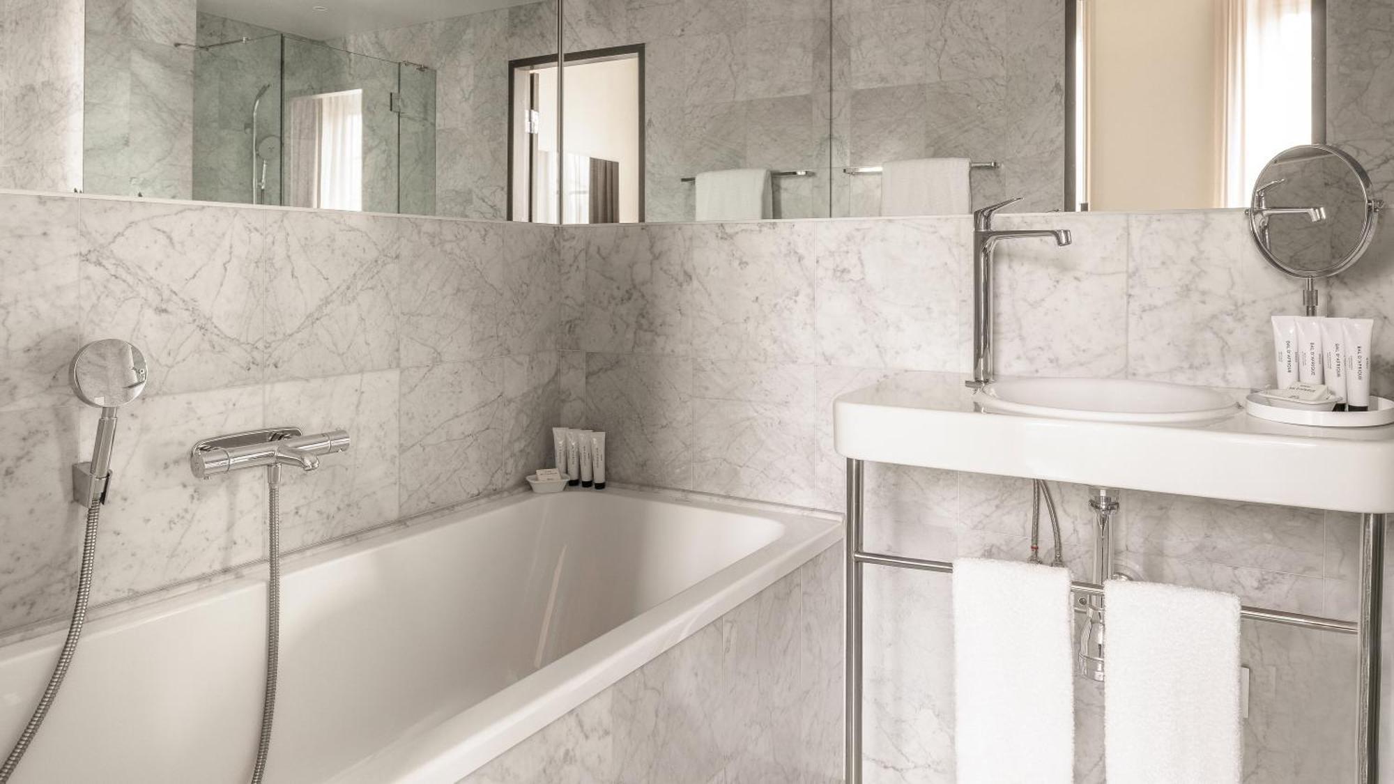 One-Bedroom Suite