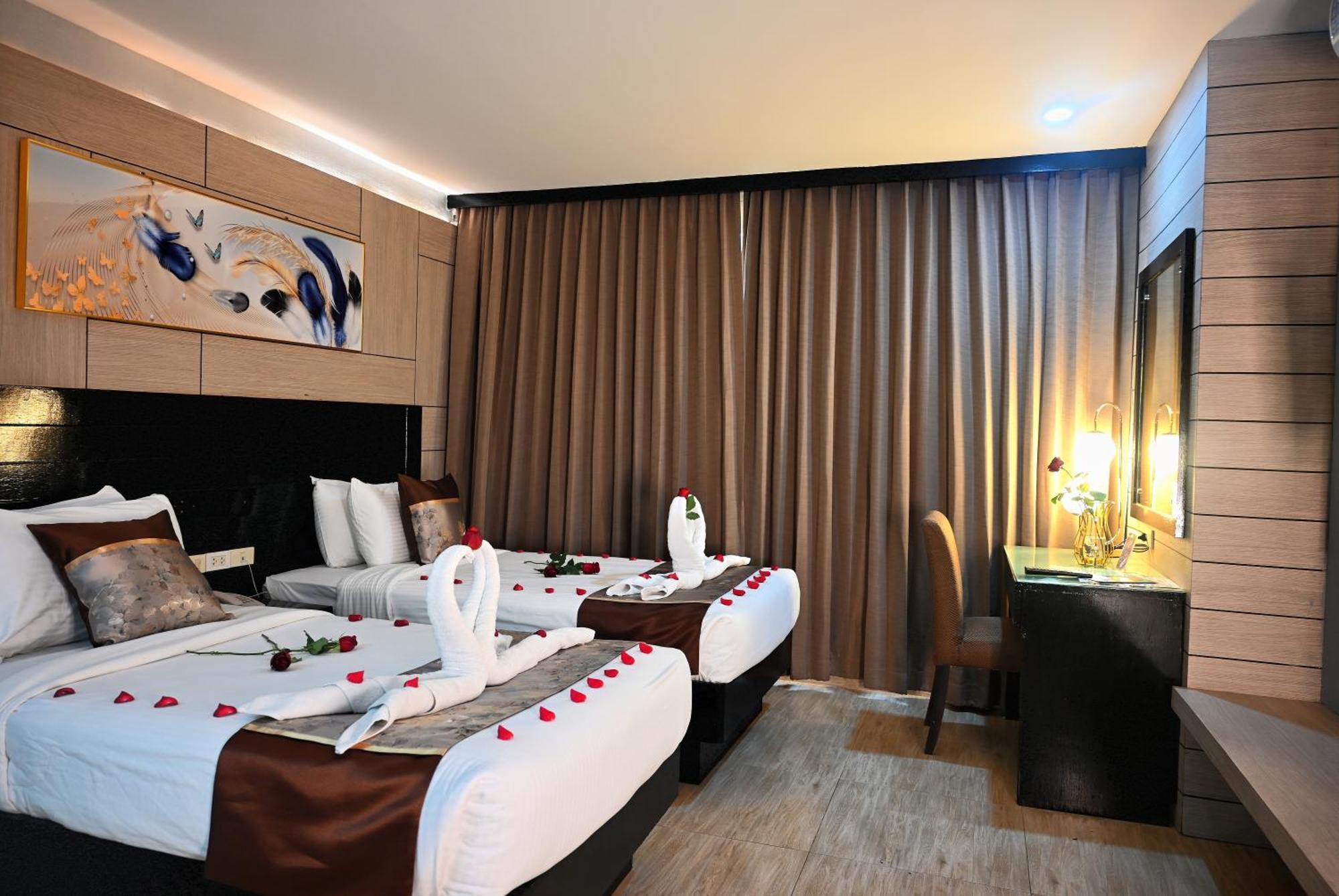 Deluxe Double or Twin Room,1640378285:JPEG