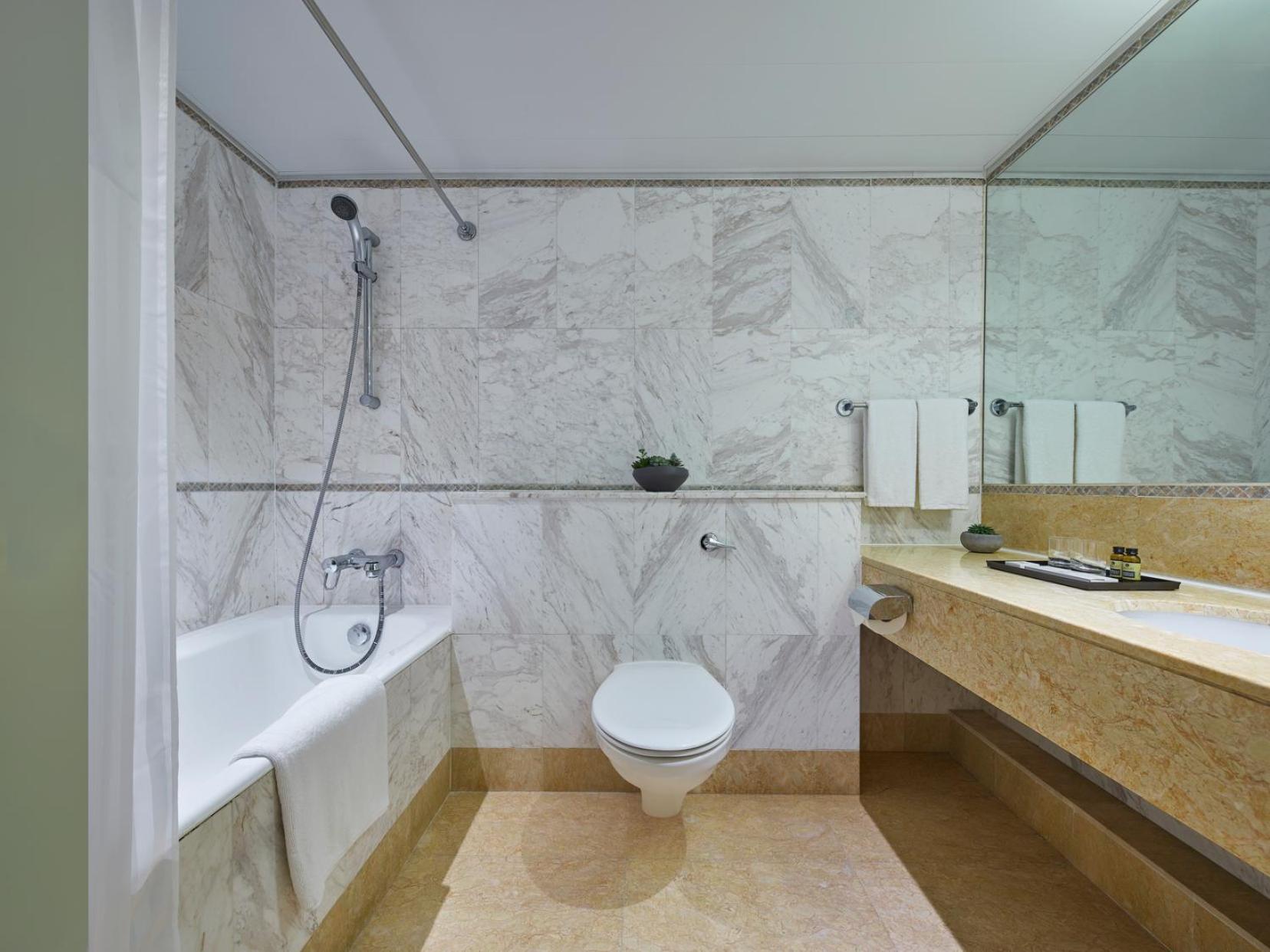 Skyline Suite