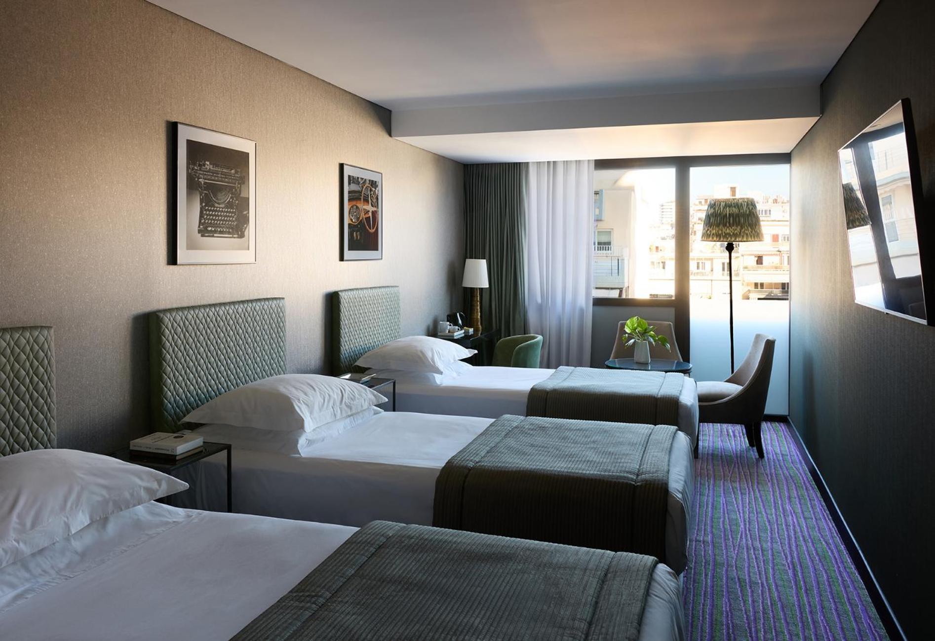 3 Single Classic Triple City View Room