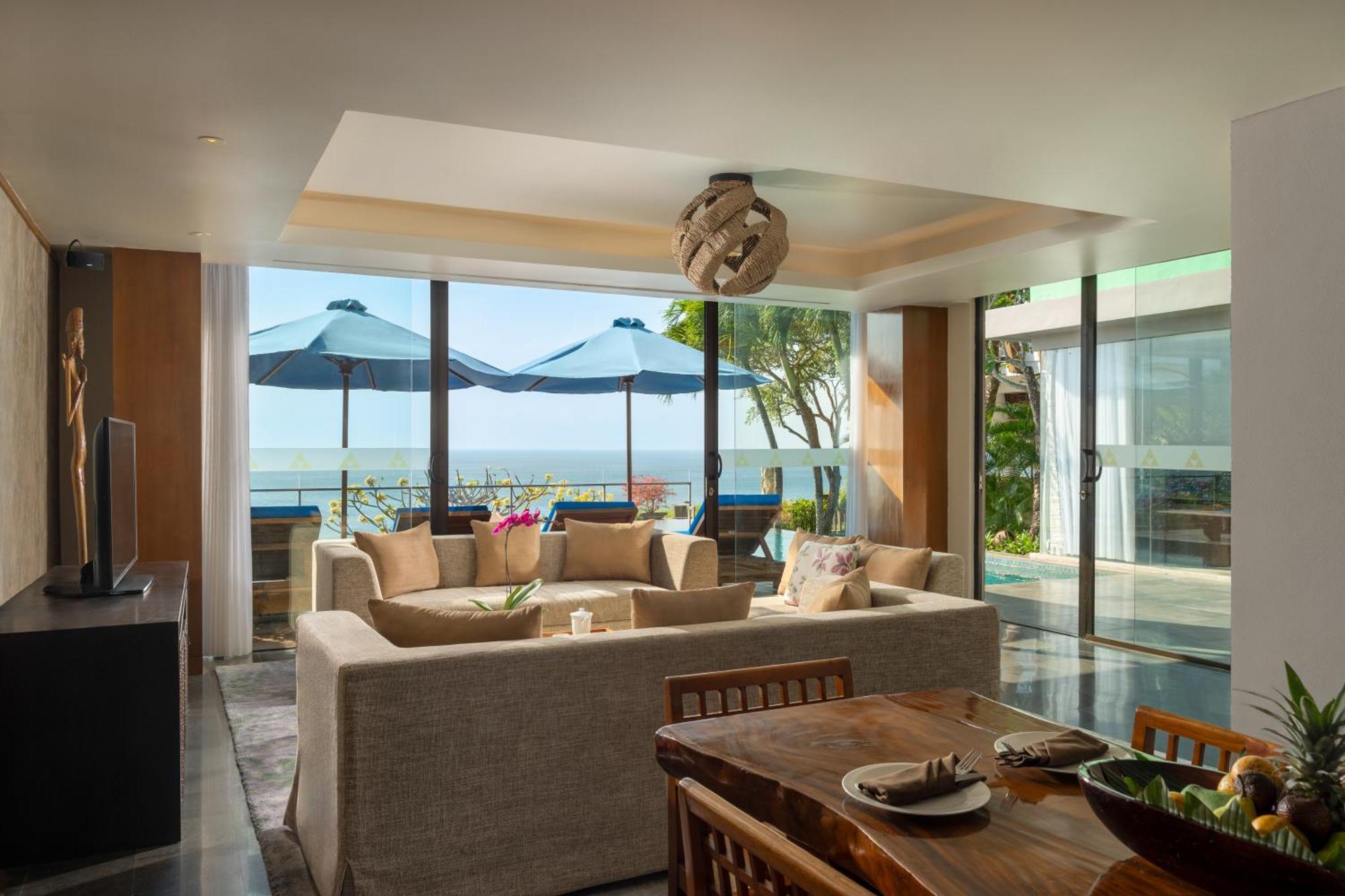 Three Bedroom Ocean Front Pool Villa Benefits