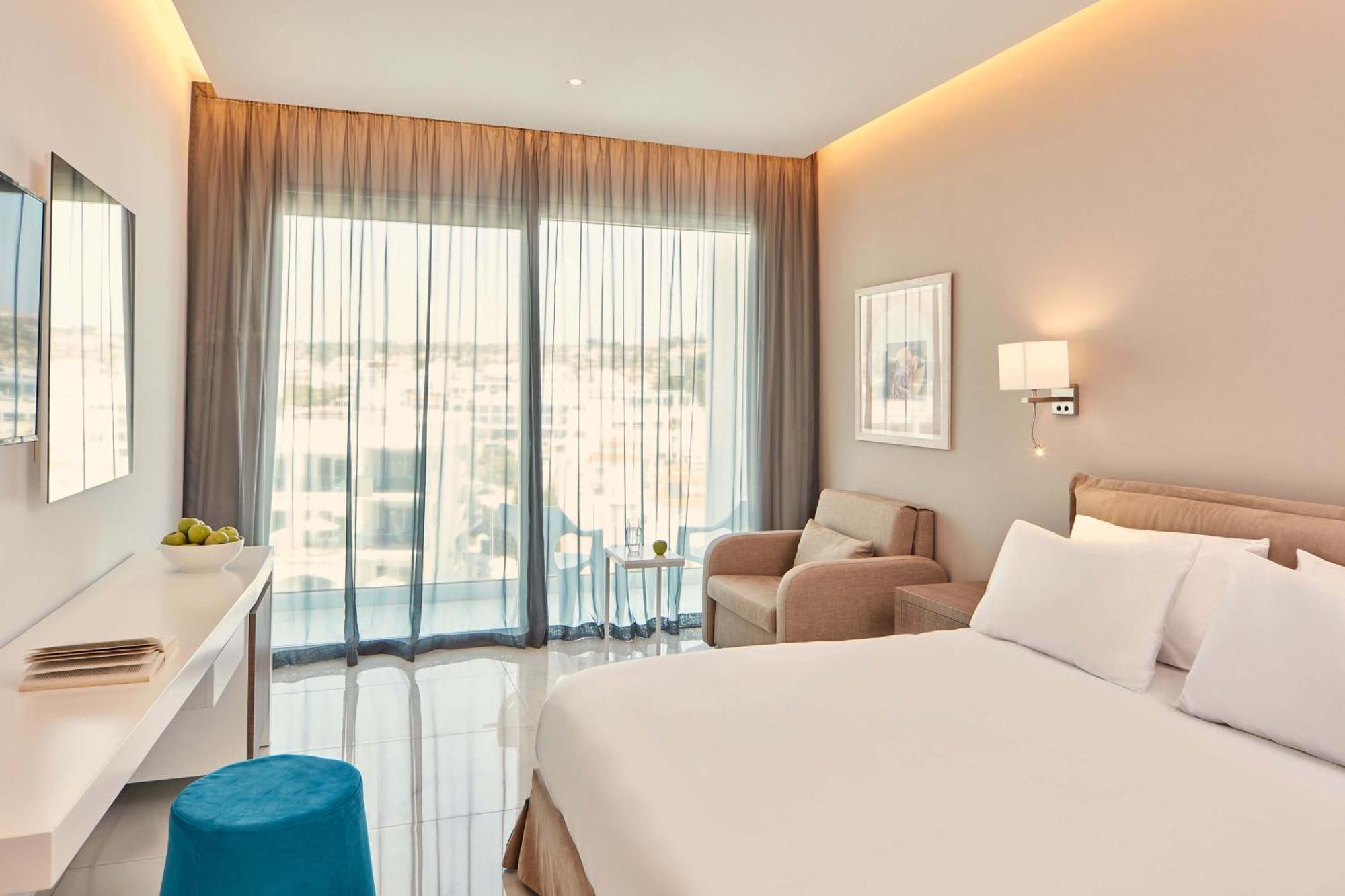 Superior Double Room Side Sea View