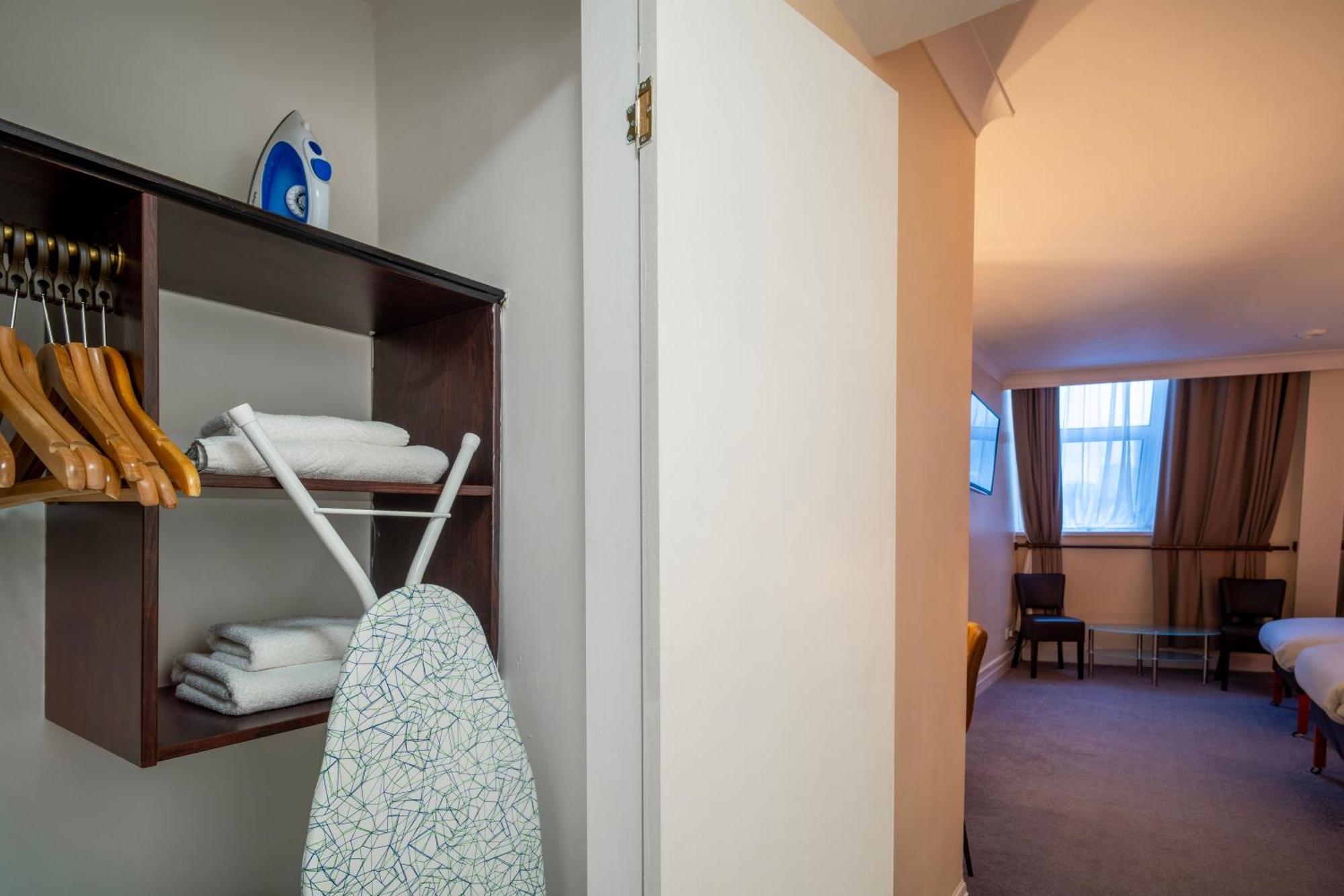 Standard Family Room