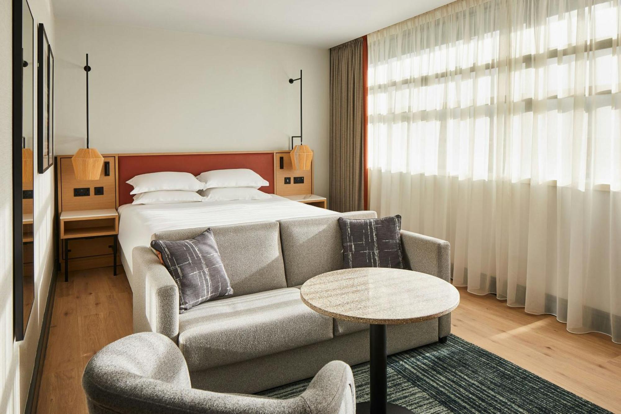 City View King Room