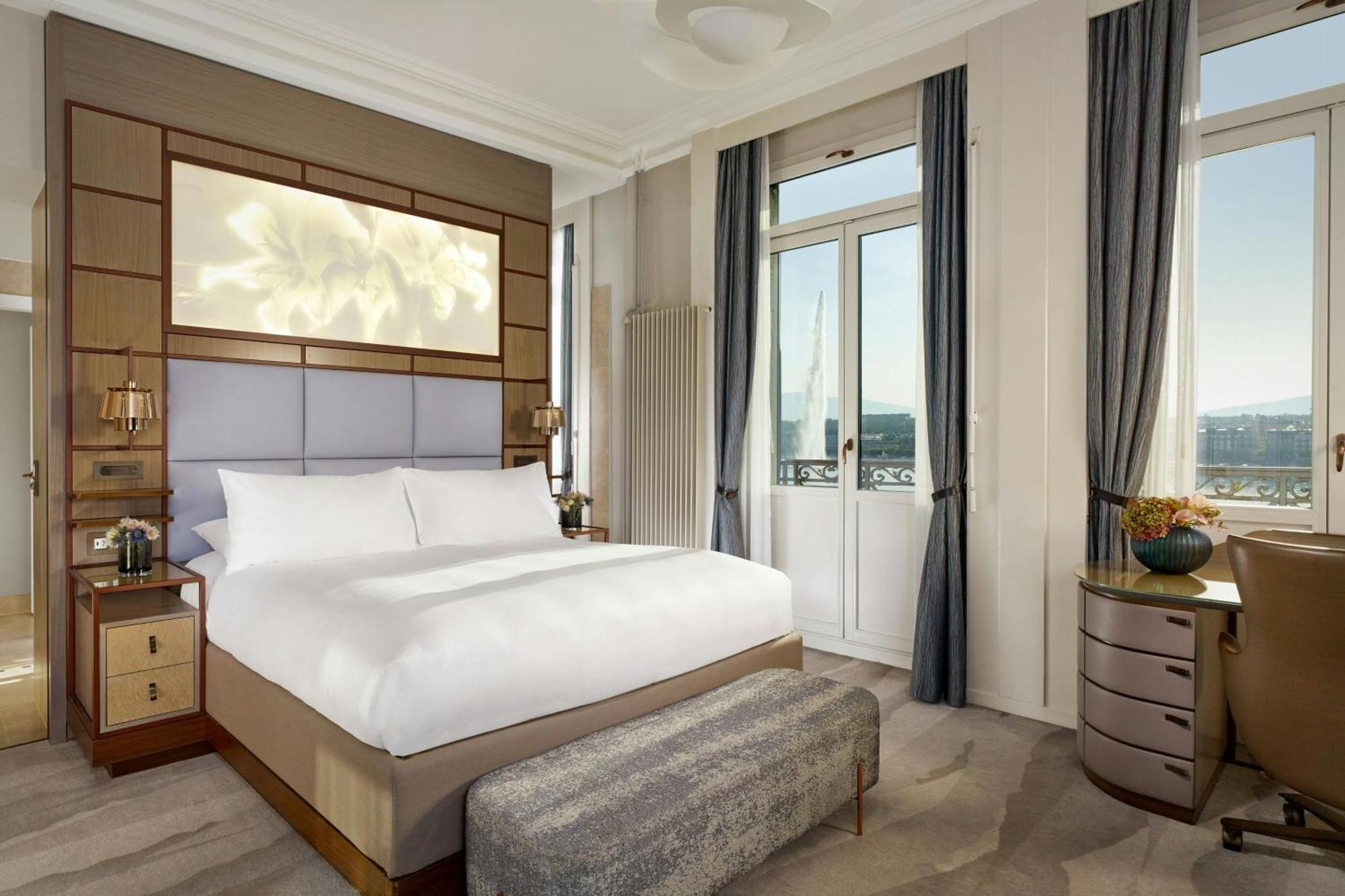 Lake Front Suite, 1 Bedroom Suite, 1 King, Sofa bed, Balcony,1643140114:JPEG