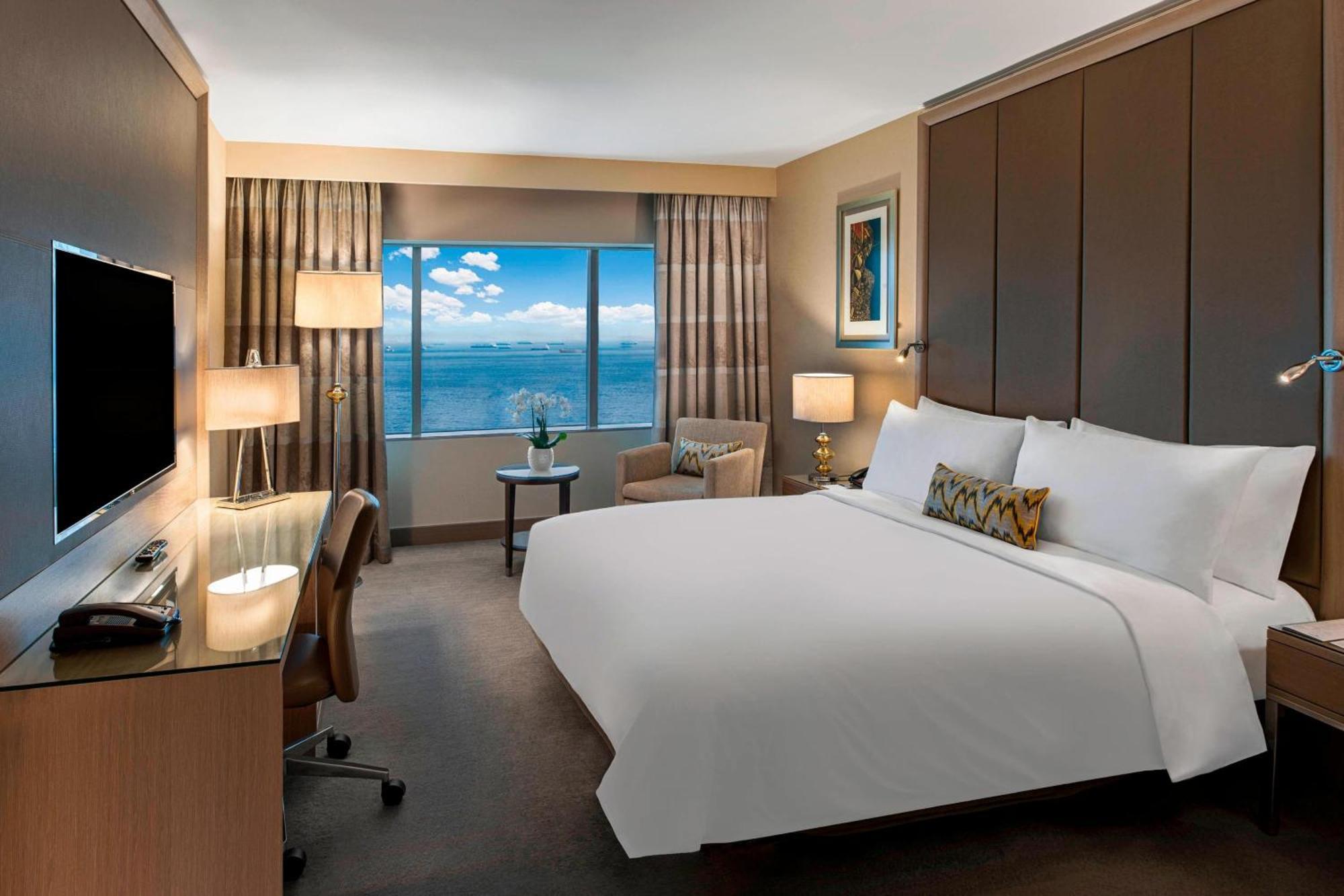 Deluxe King Room with Sea View,1643145141:JPEG