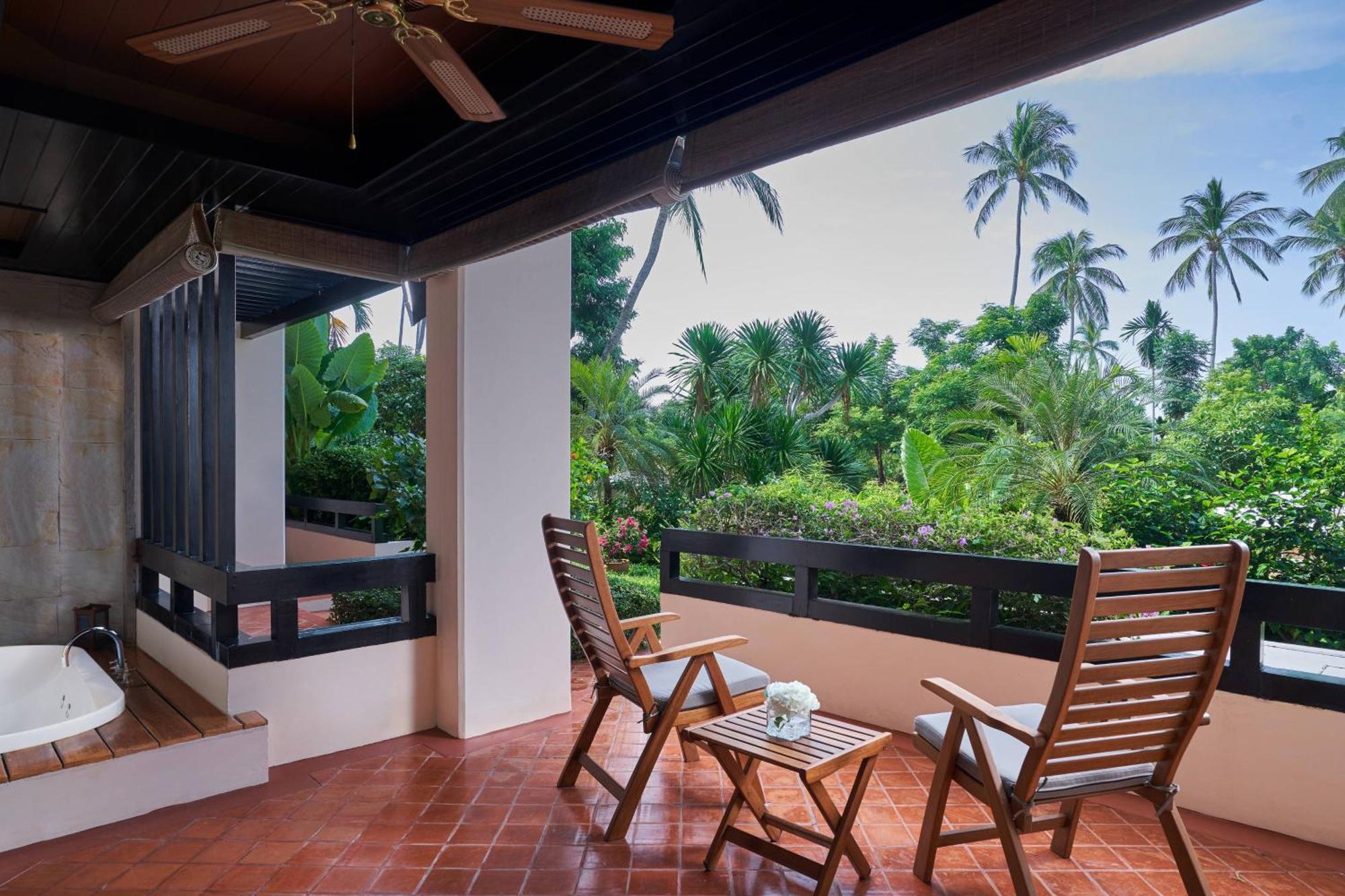 Deluxe Terrace Guest room 2 Twin or Single Beds Whirlpool