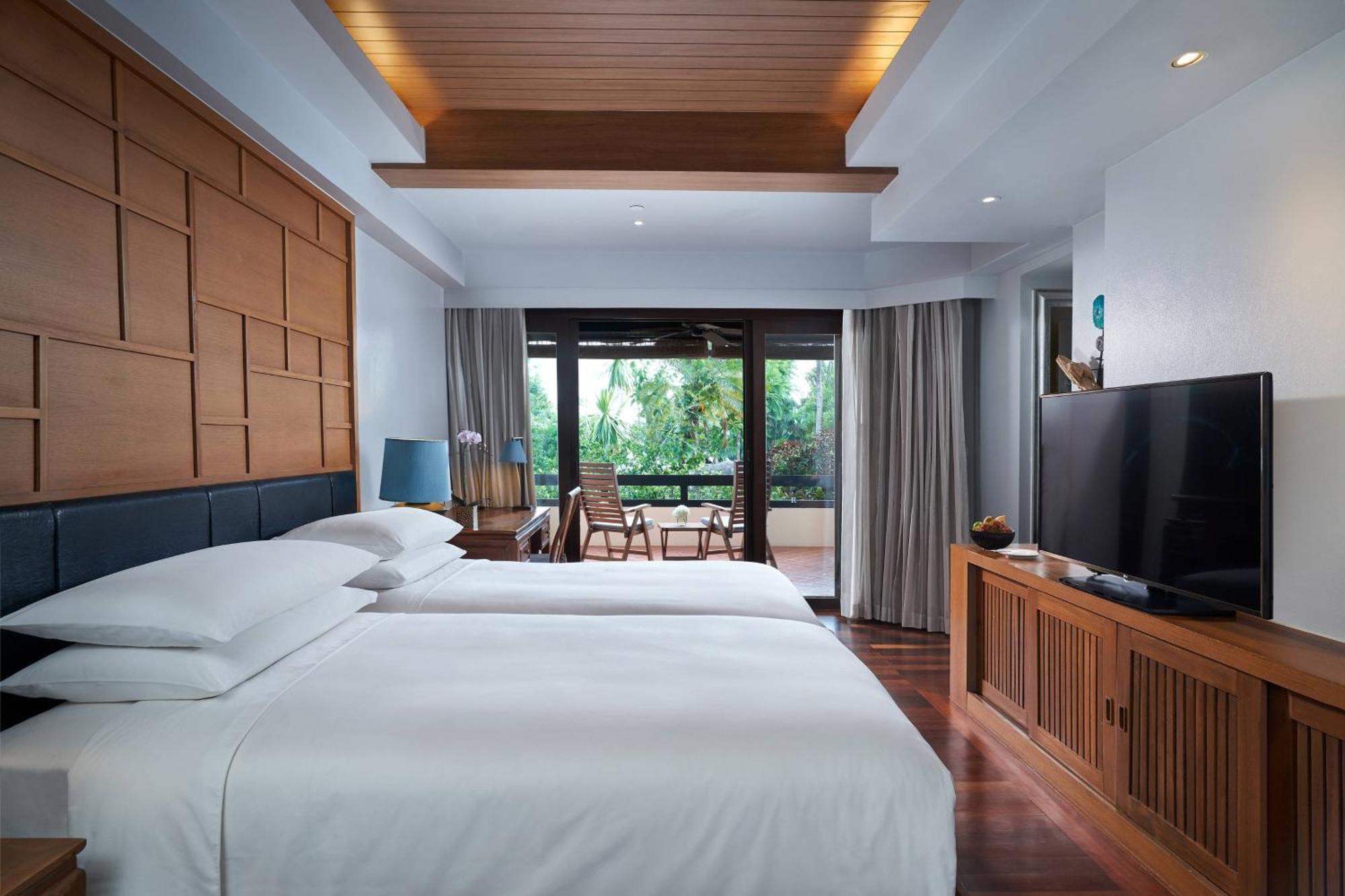 Deluxe Terrace Guest room 2 Twin or Single Beds Whirlpool