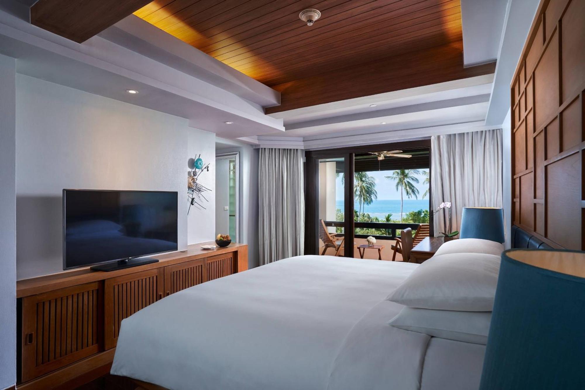 Deluxe Sea View Guest room 1 King Bed,1643150778:JPEG