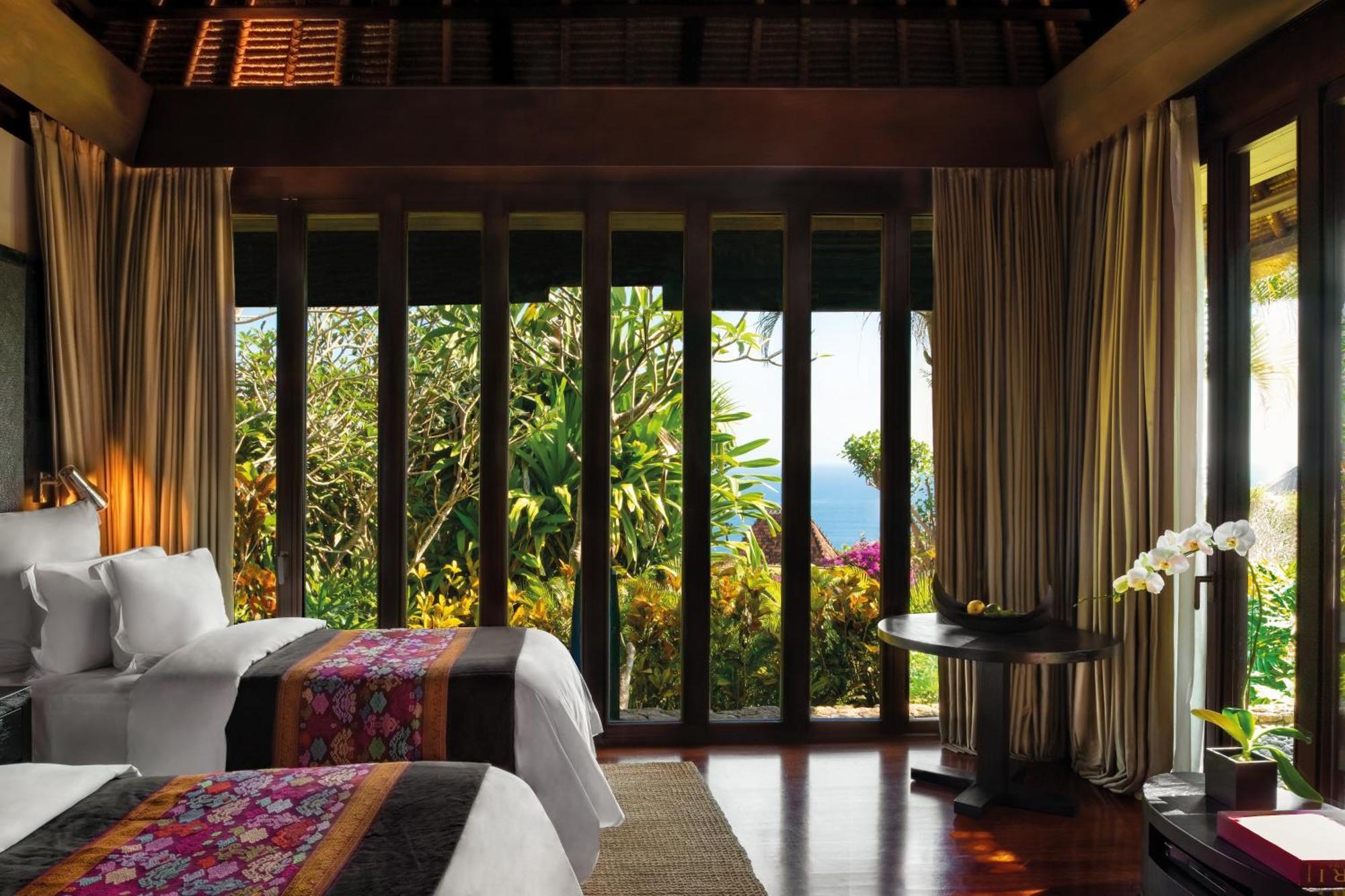 One-Bedroom Villa Plunge Pool Ocean View