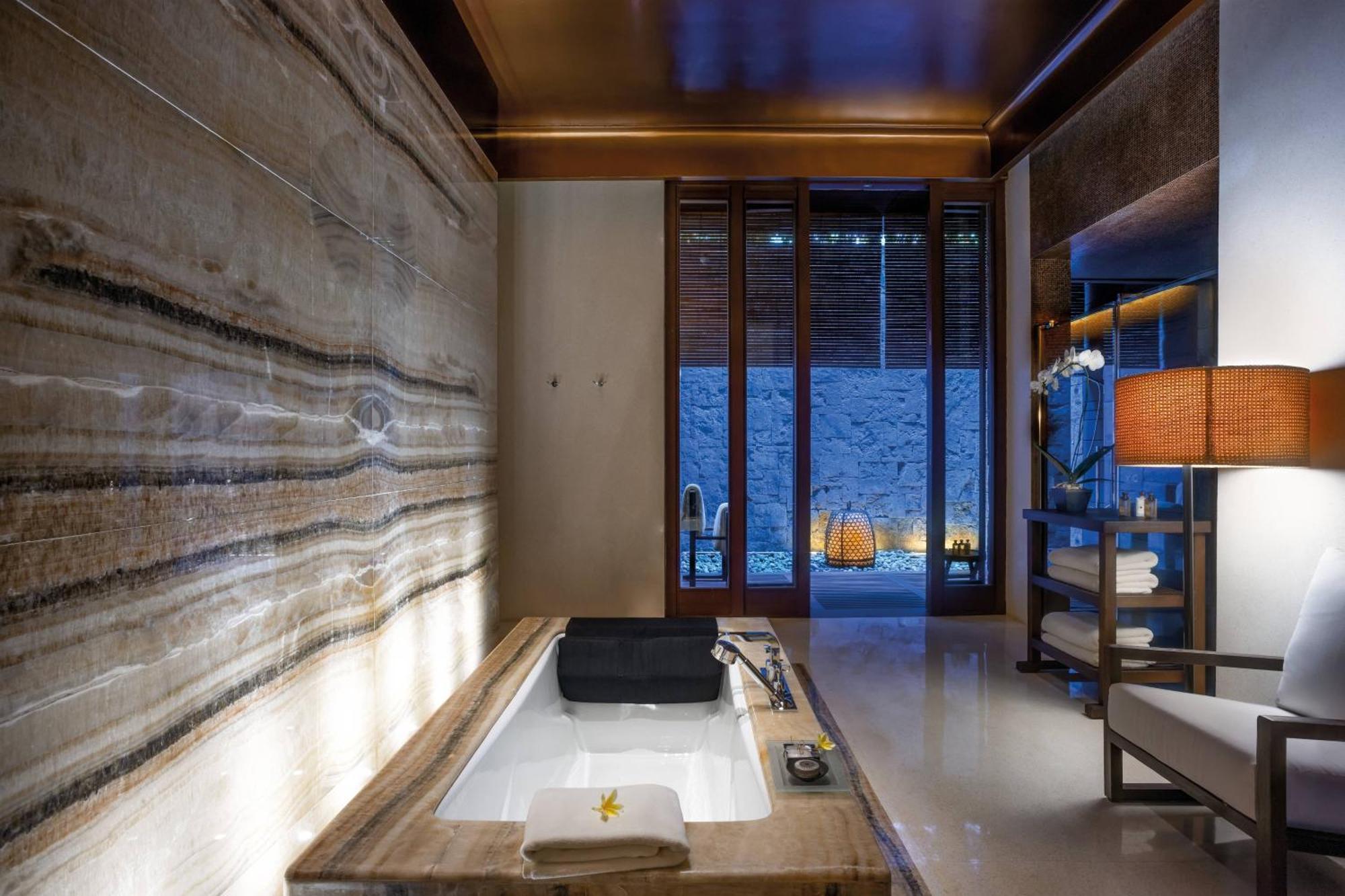 Five-Bedroom Mansion Private Pools,1643151293:JPEG