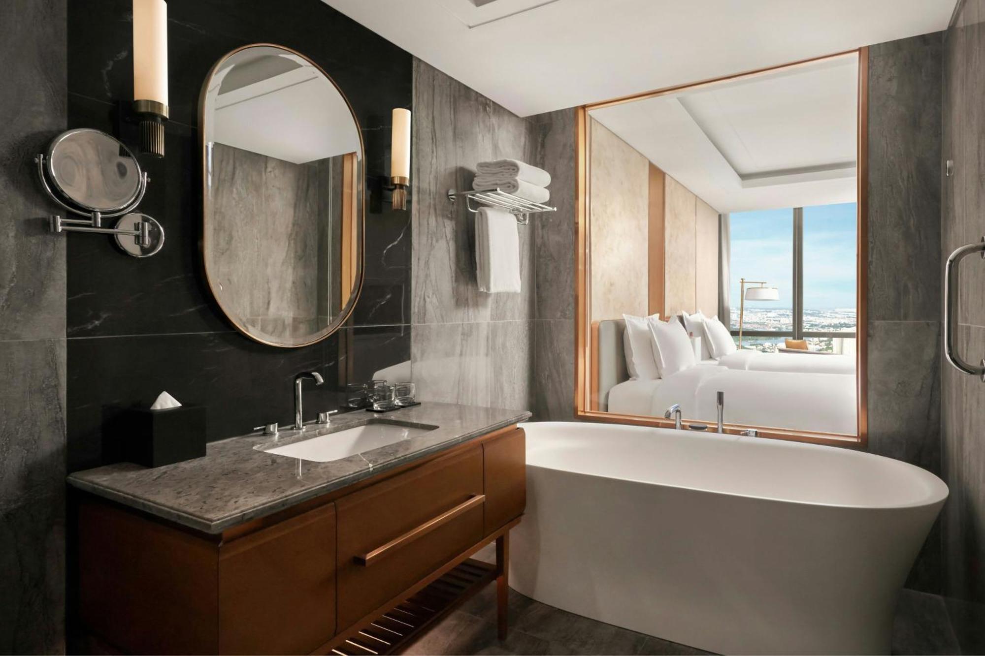 Premier Twin Room with Sky View