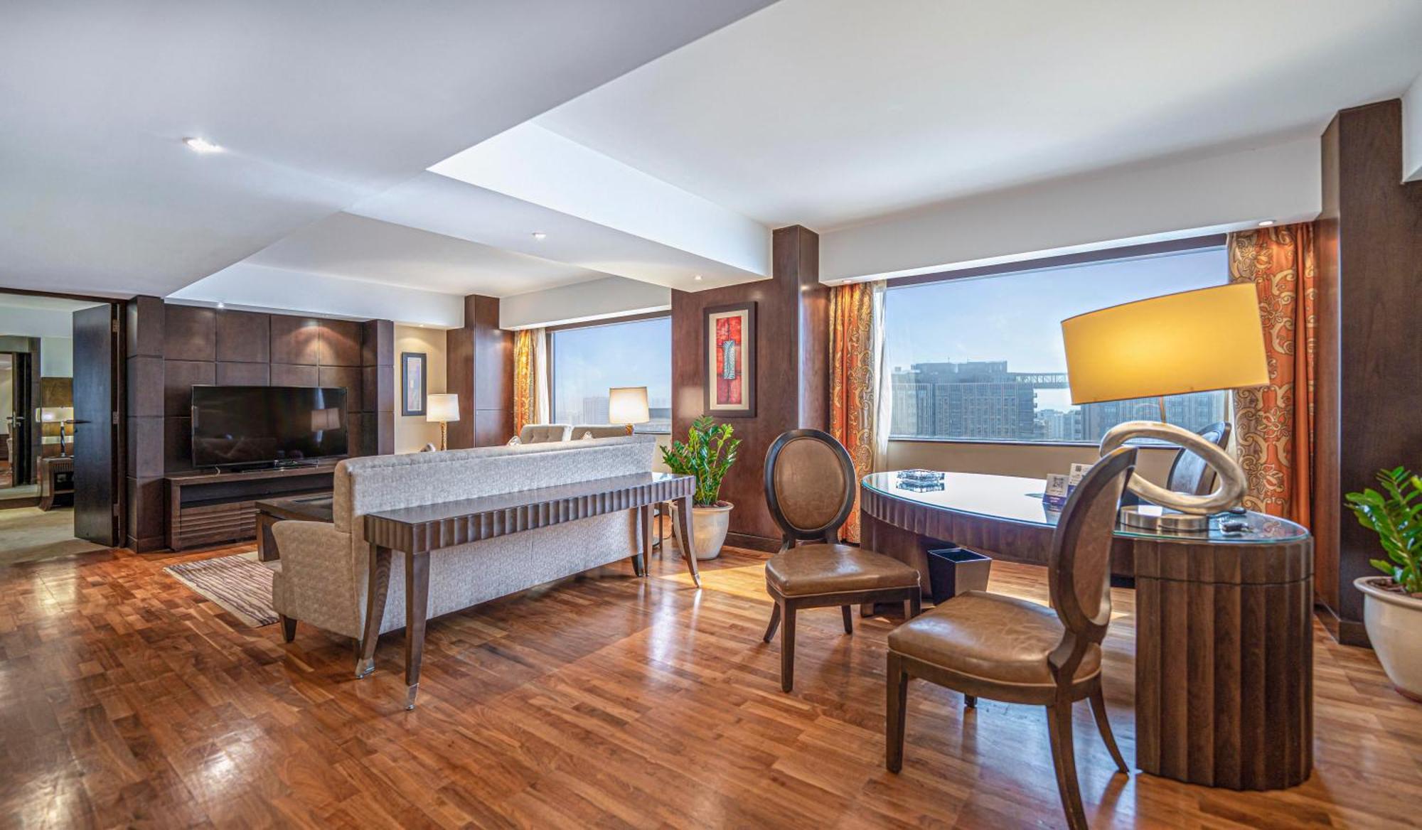Executive Suite