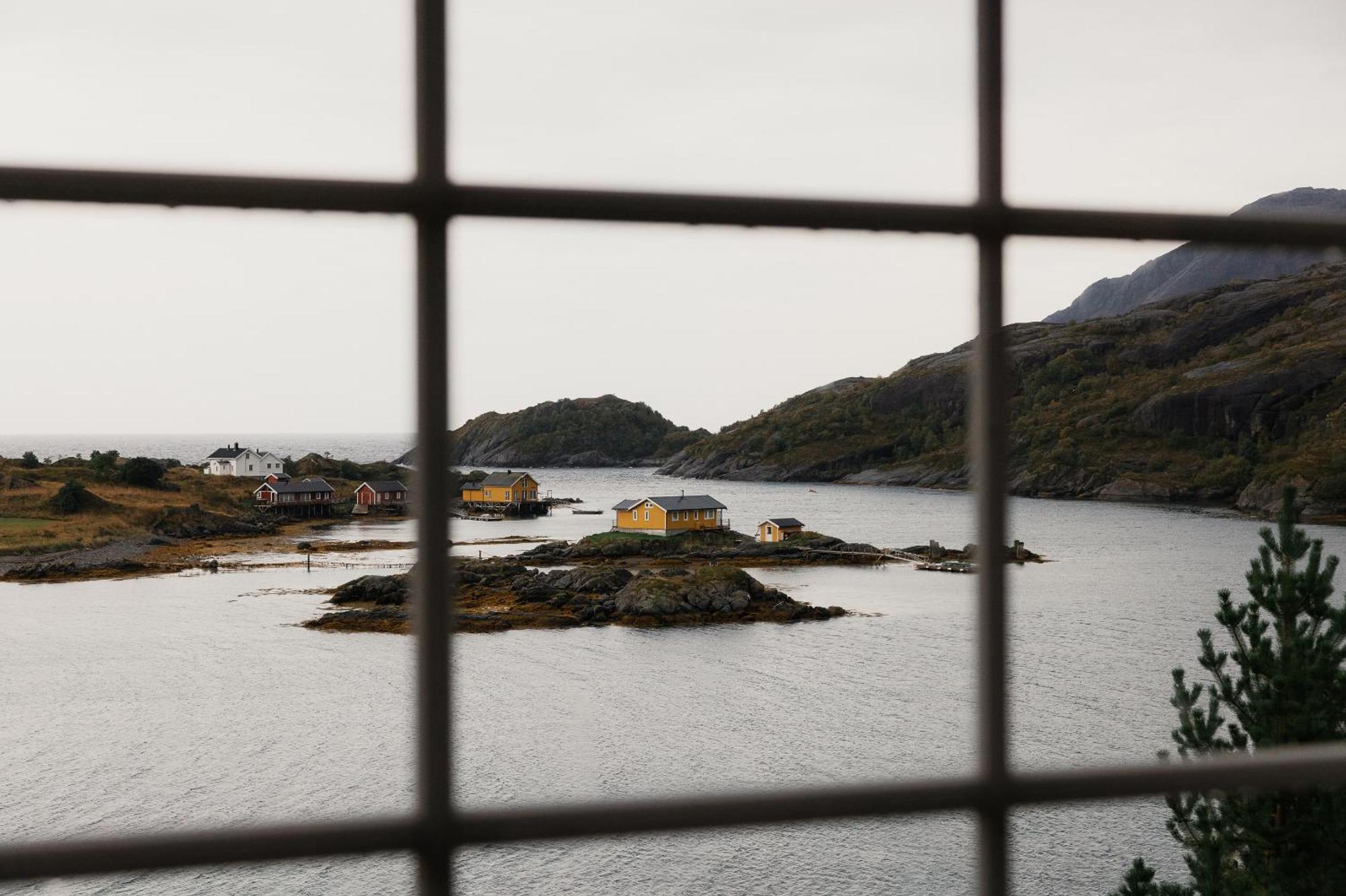 Remote Fisherman’s Cabin - Boat Transportation Included