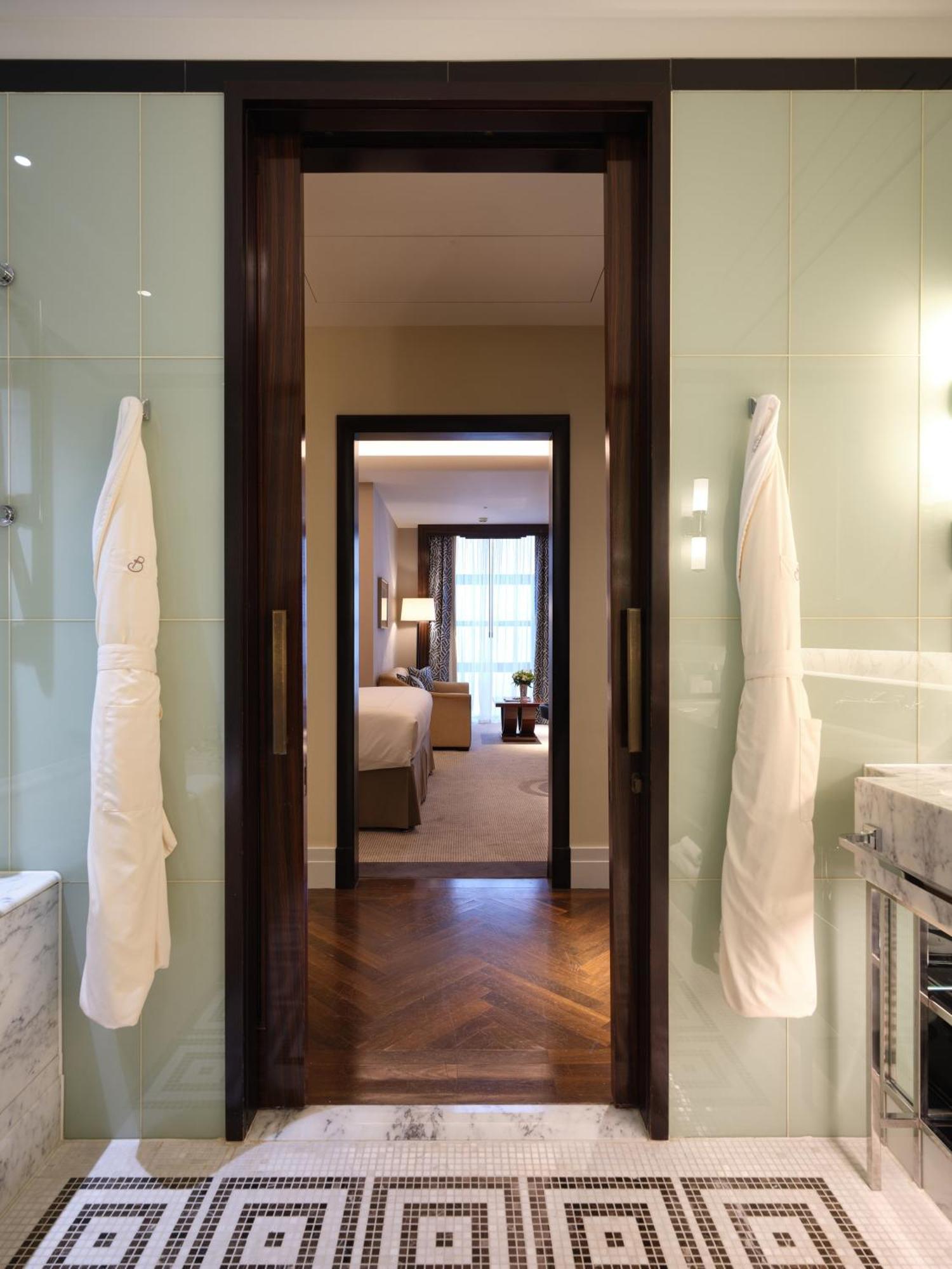 Deluxe Junior Suite