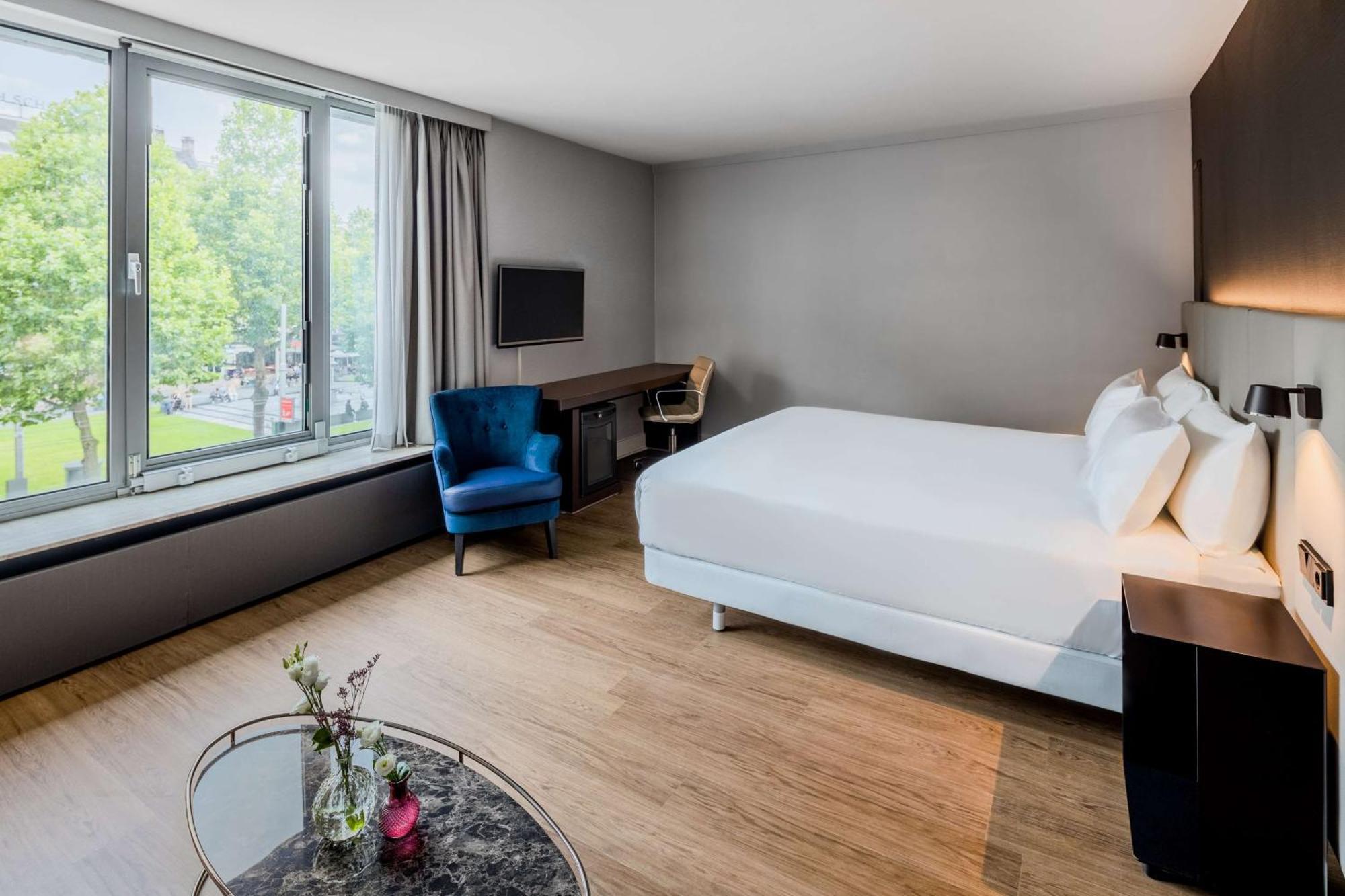 Superior Double or Twin Room View Extra Bed