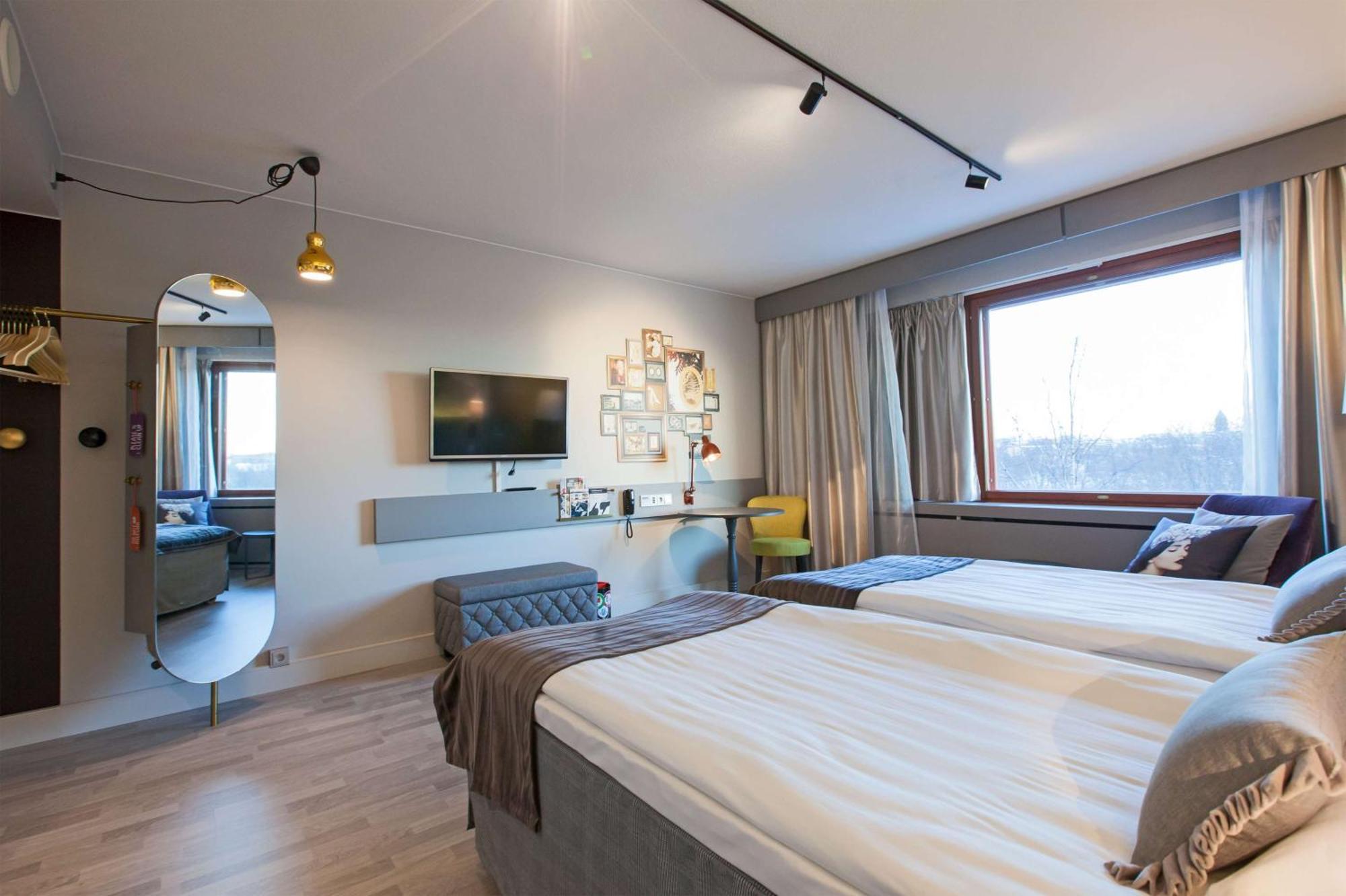 Superior King Room,1649882282:JPEG