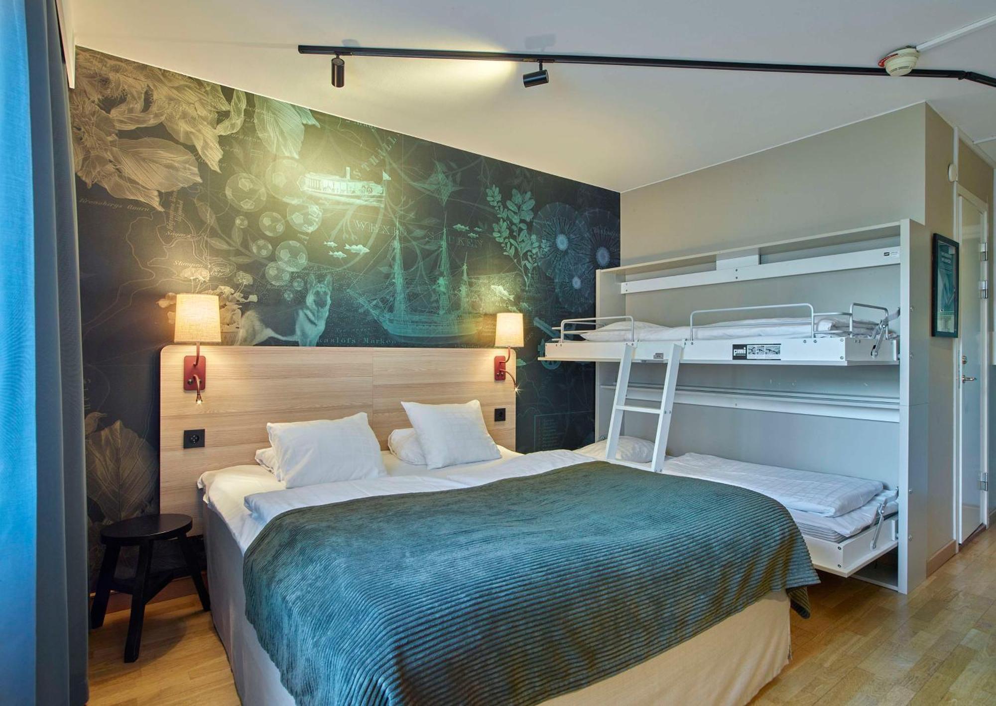 Standard Family Room,1649896051:JPEG