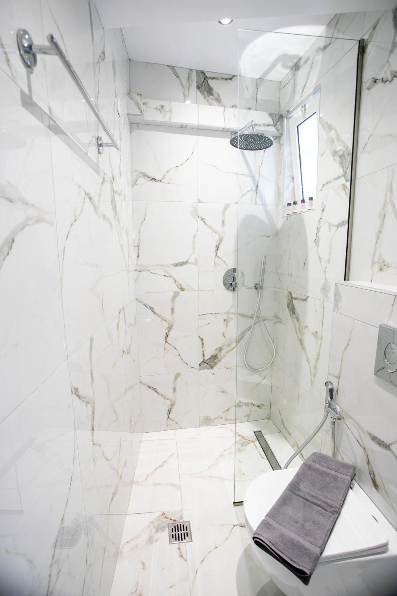 Budget Double Room,1649925830:JPEG