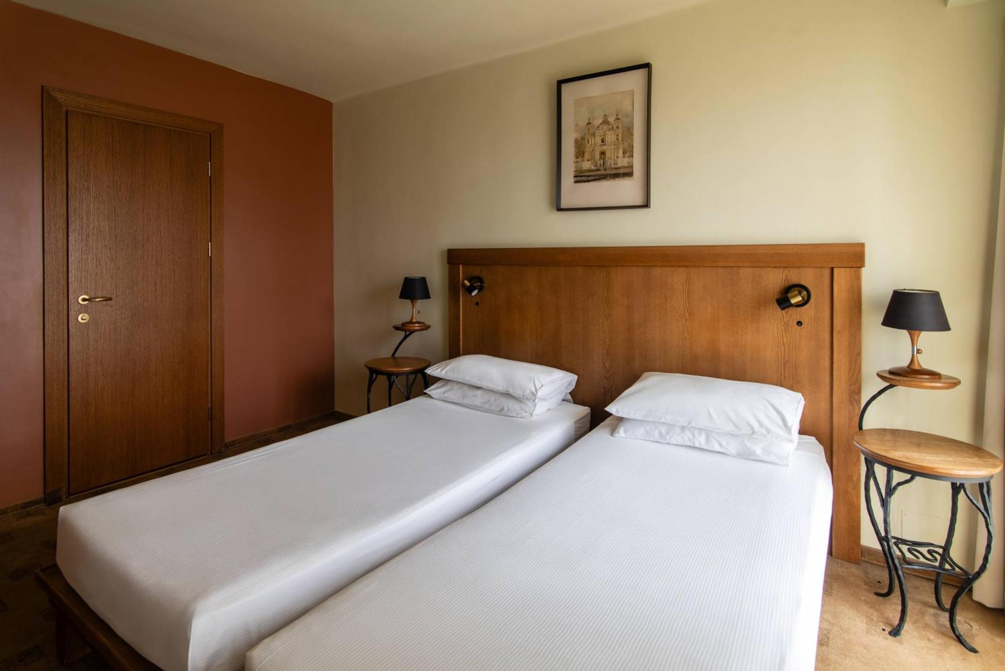 Twin Room Non-Smoking
