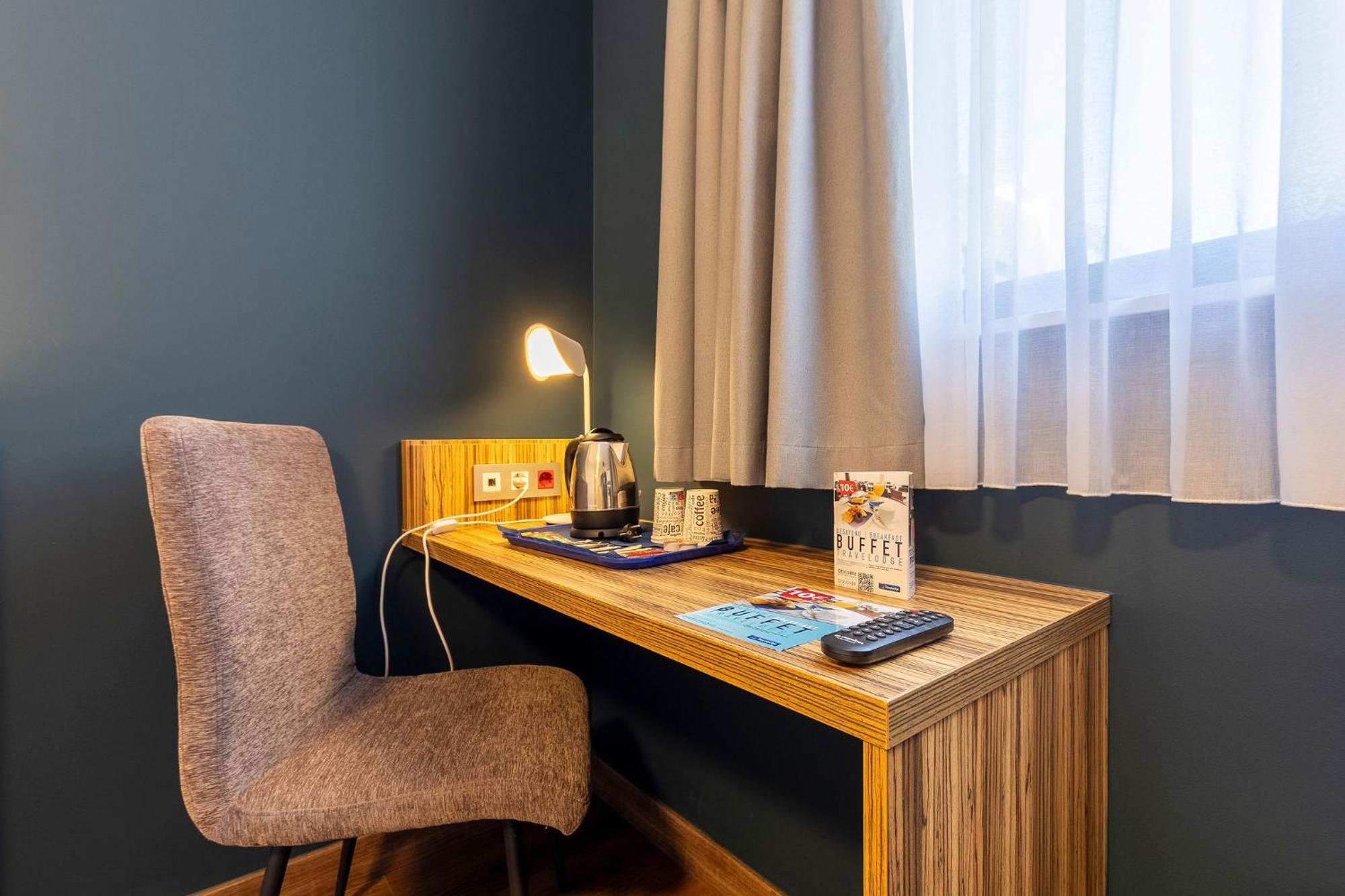 Double or Twin Room Disability Access