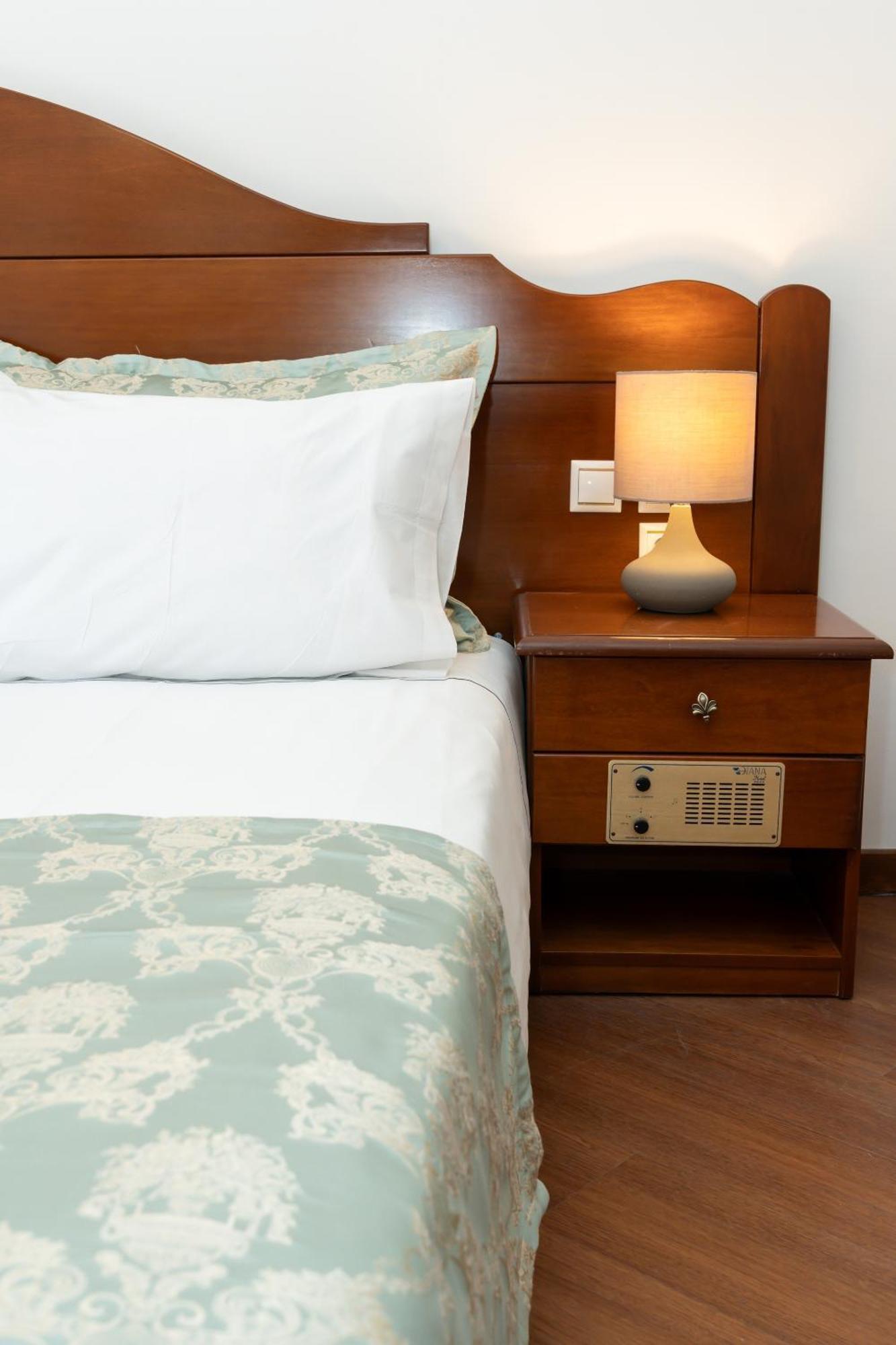 Premium Comfort Room